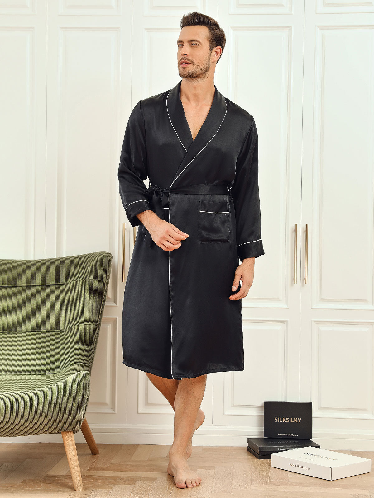 [Black] SilkSilky-UK 19Momme Pure Silk Long Sleeve Lapel Men's Dressing Gown 003
