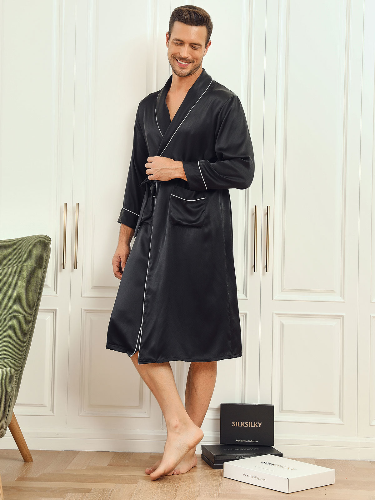 [Black] SilkSilky-UK 19Momme Pure Silk Long Sleeve Lapel Men's Dressing Gown 004