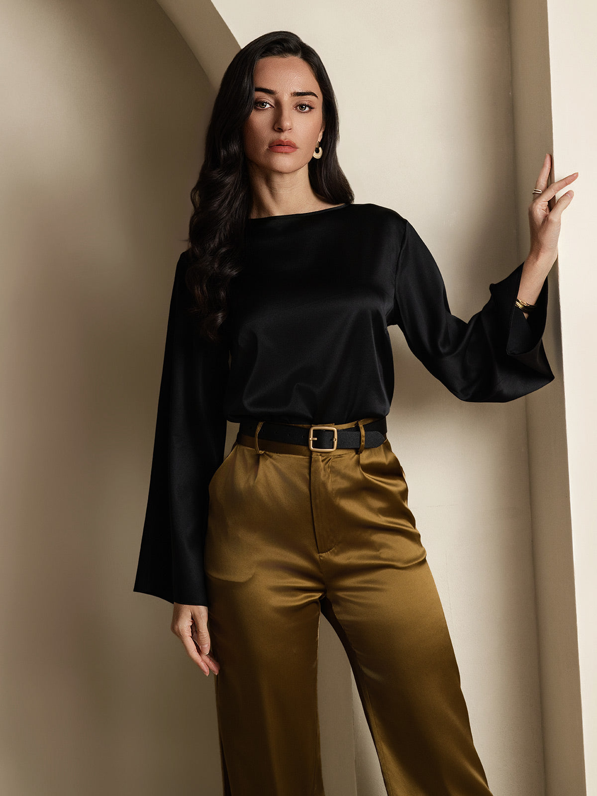 [Black] SilkSilky-UK 19Momme Silk Long Sleeve Round Neck Women's T-Shirt 004
