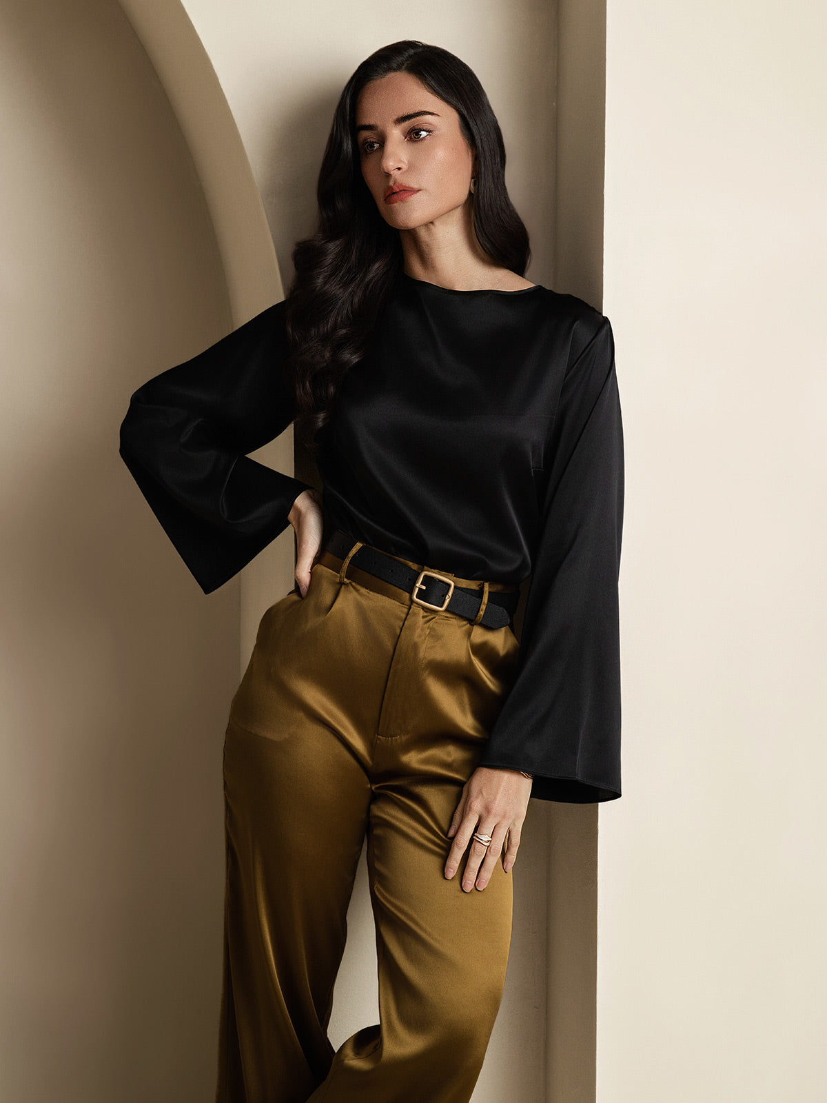 [Black] SilkSilky-UK 19Momme Silk Long Sleeve Round Neck Women's T-Shirt 006