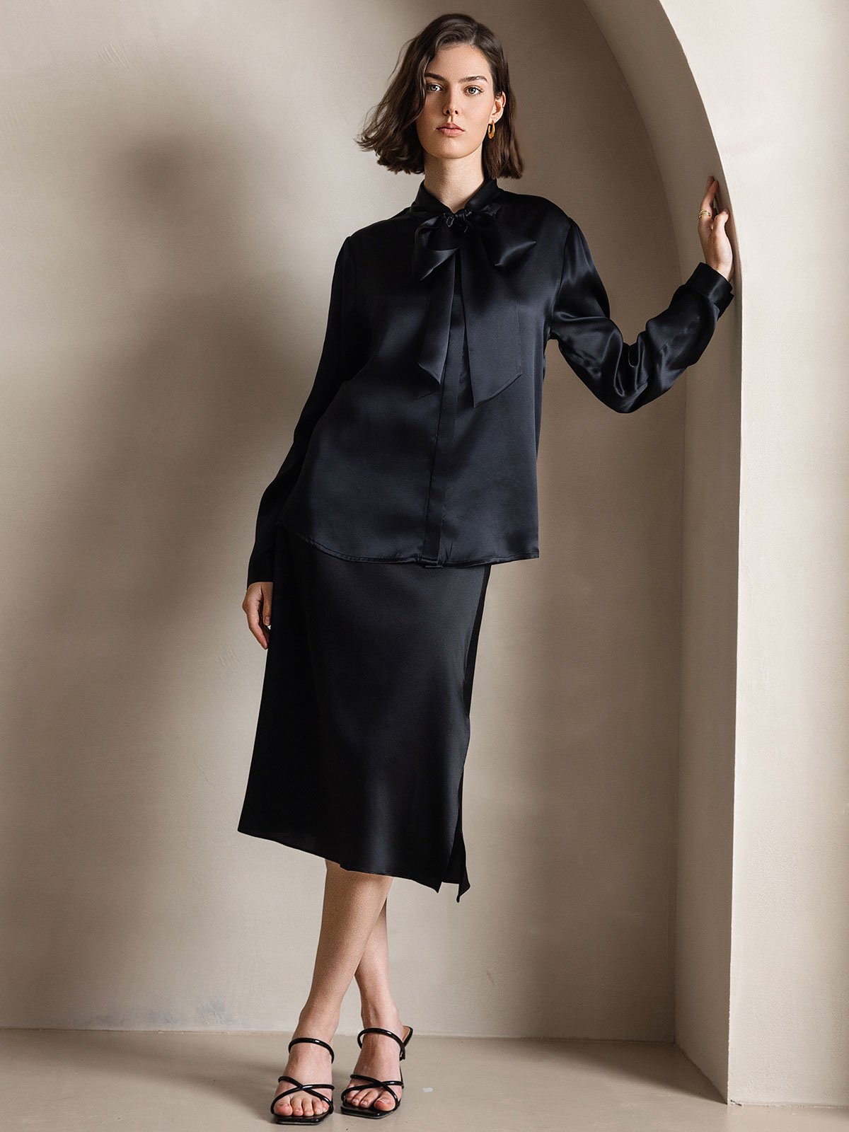 [Black] SilkSilky-UK 19Momme Silk Long Sleeve Tie Neck Women's Shirt 005