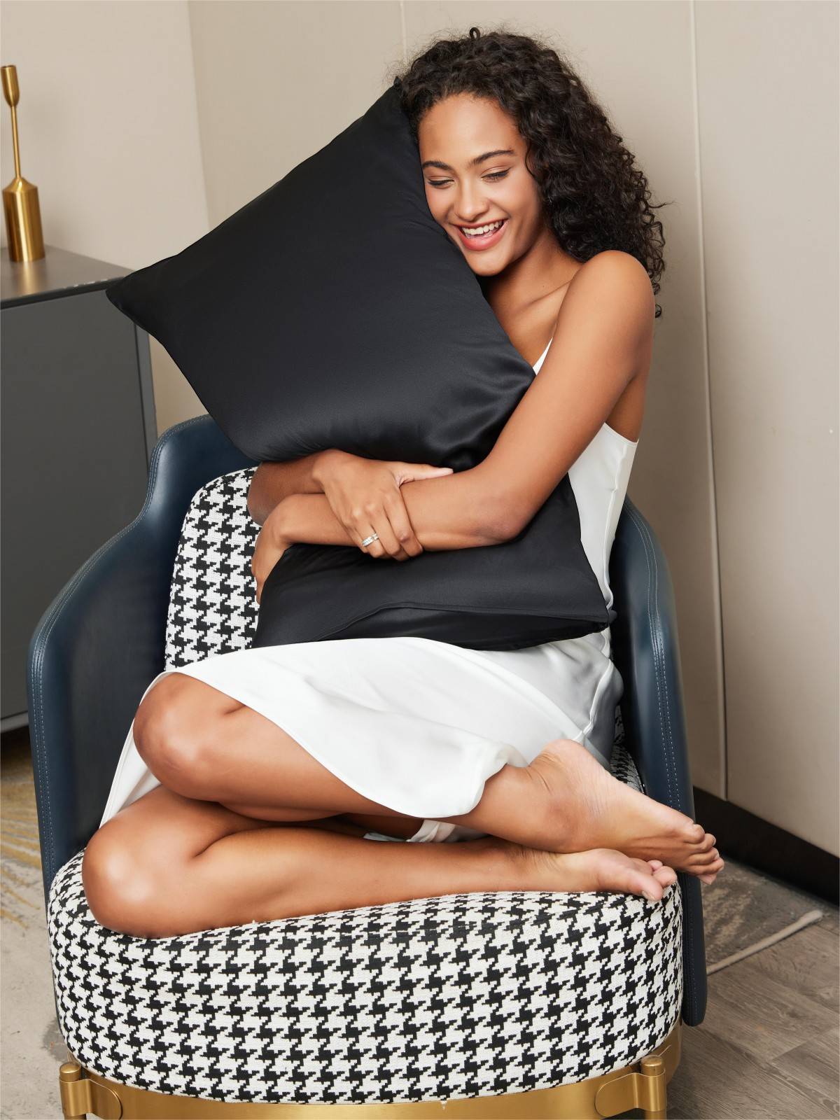[Black] SilkSilky-UK 22Momme Pure Silk Pillowcase 002