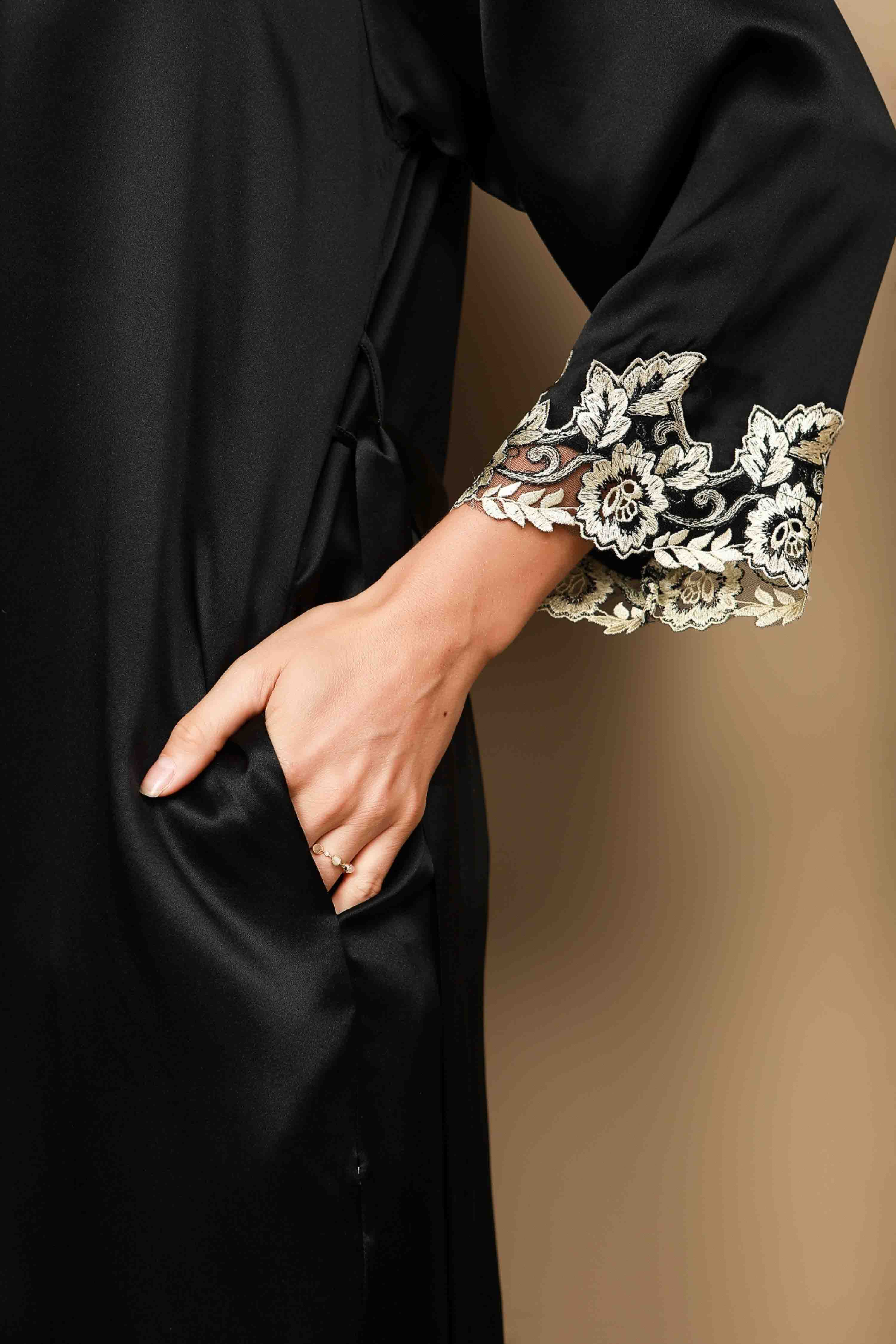 [Black] SilkSilky-UK 3/4 Sleeve Nightgown&Robe Set 009