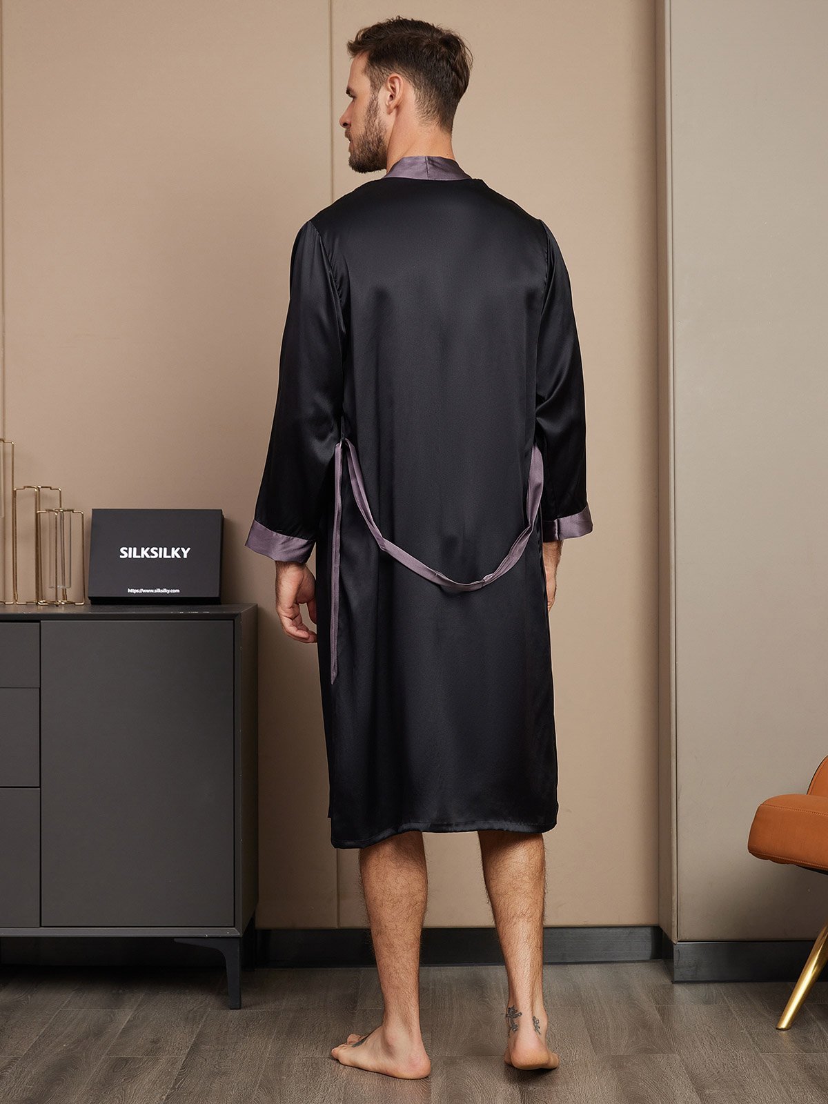[Black] SilkSilky-UK Pure Silk Long Sleeve Mens Robe 002