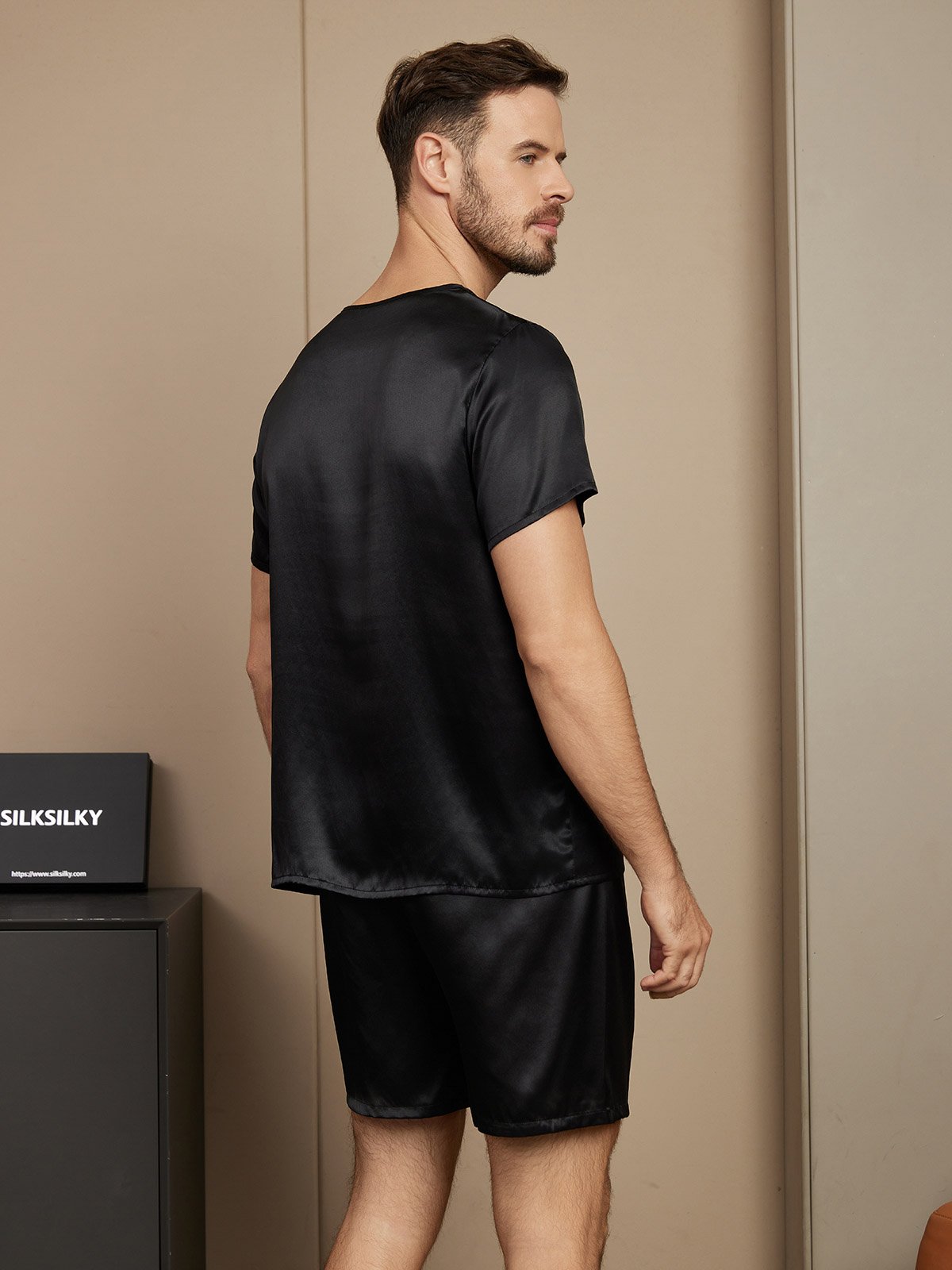 [Black] SilkSilky-UK Pure Silk Short Sleeve Round Neck Men's Pyjamas 002