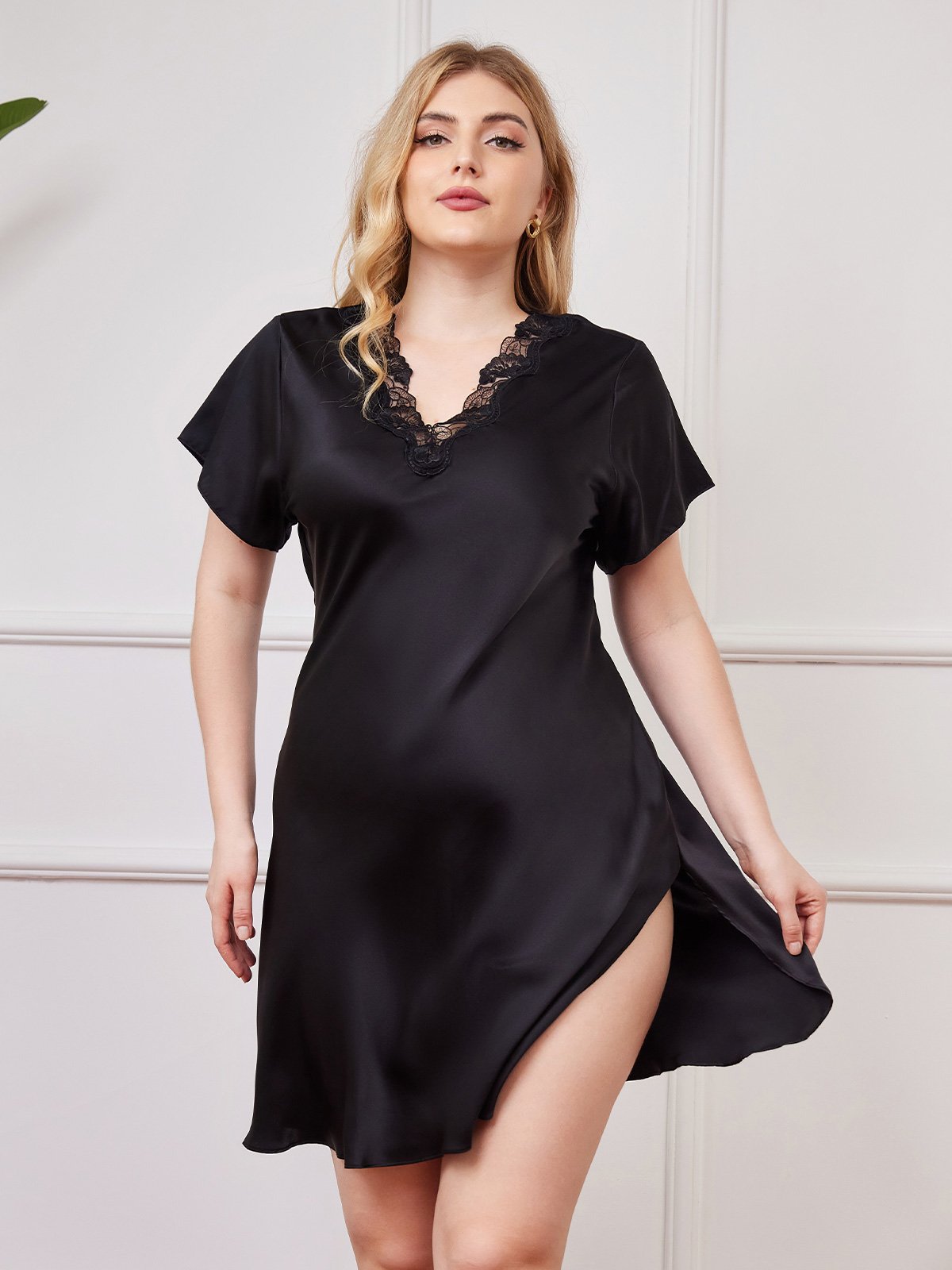 [Black] SilkSilky-UK Pure Silk Short Sleeve V Neck Plus Size Nightdress 001