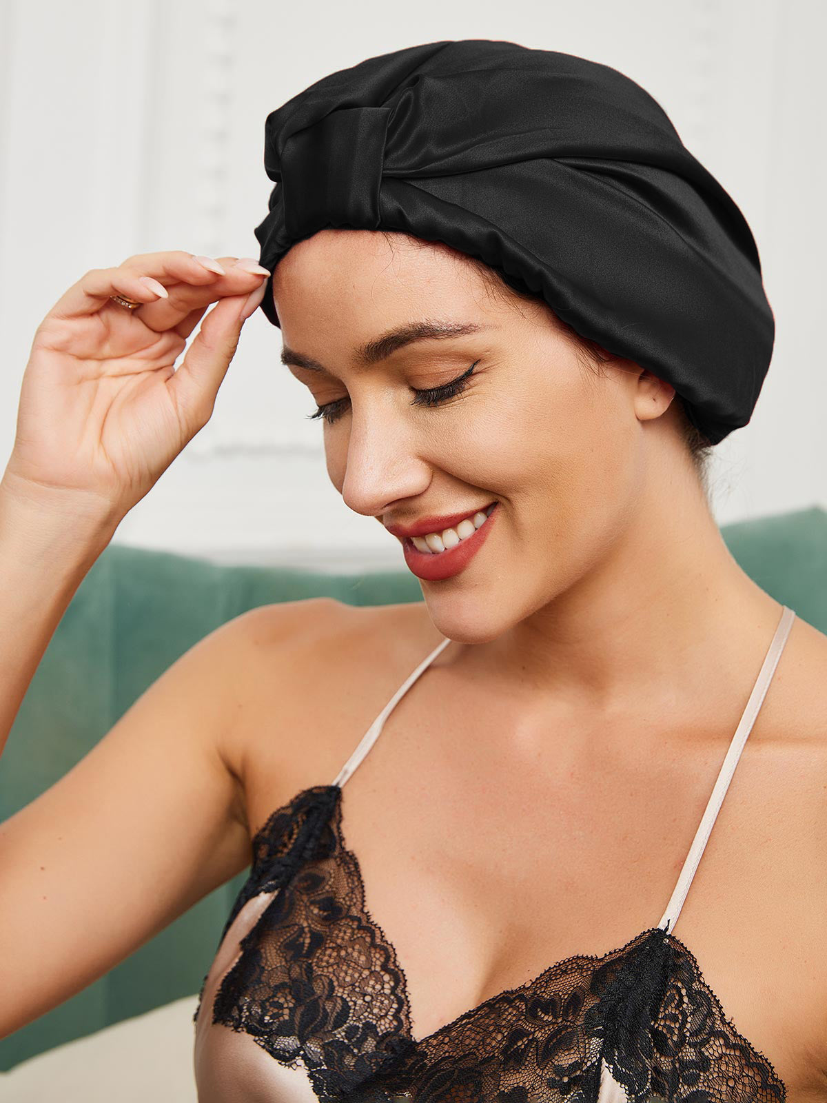 [Black] SilkSilky-UK Pure Silk Sleep Cap 001