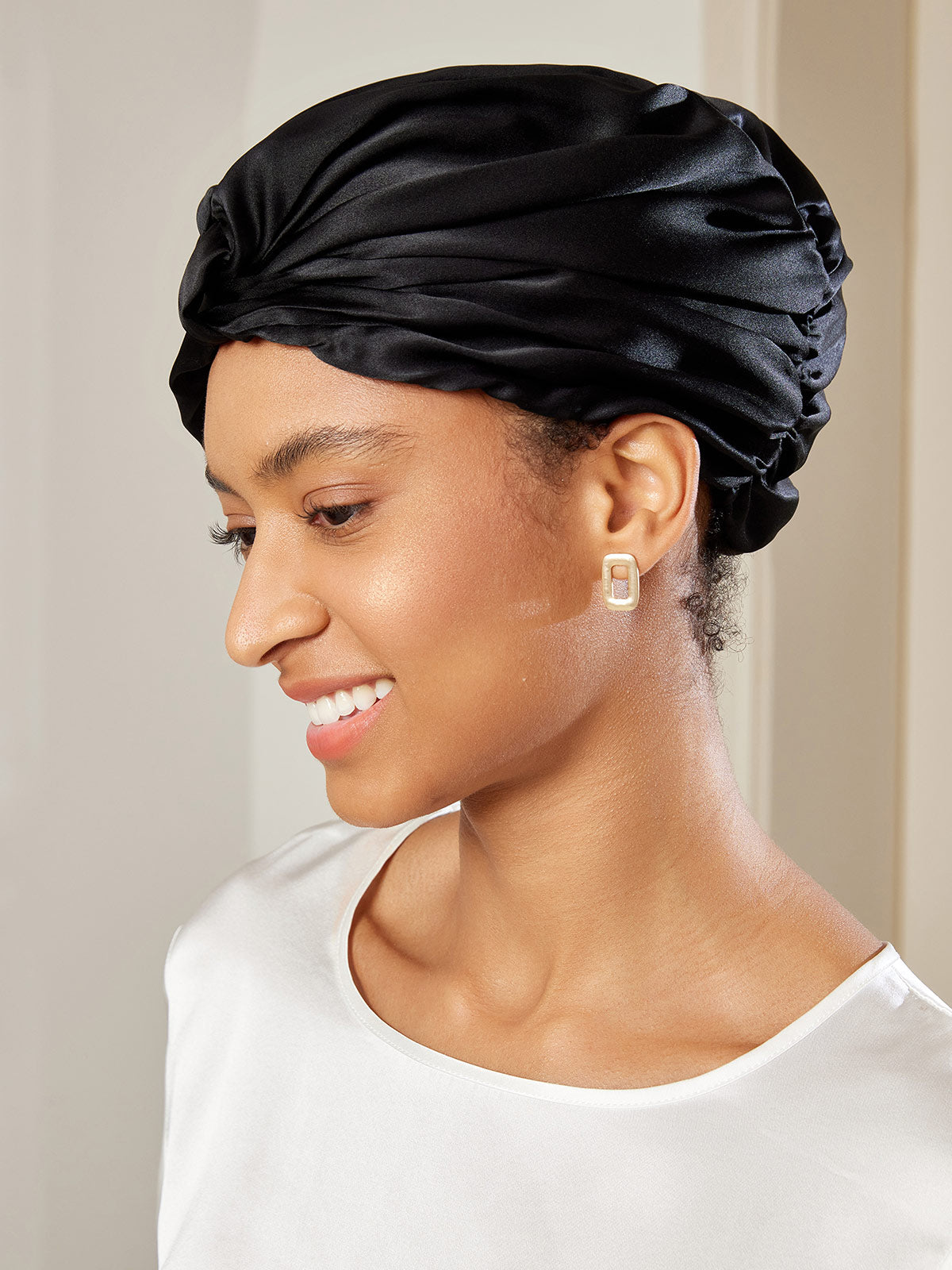 [Black] SilkSilky-UK Pure Silk Sleep Cap 001