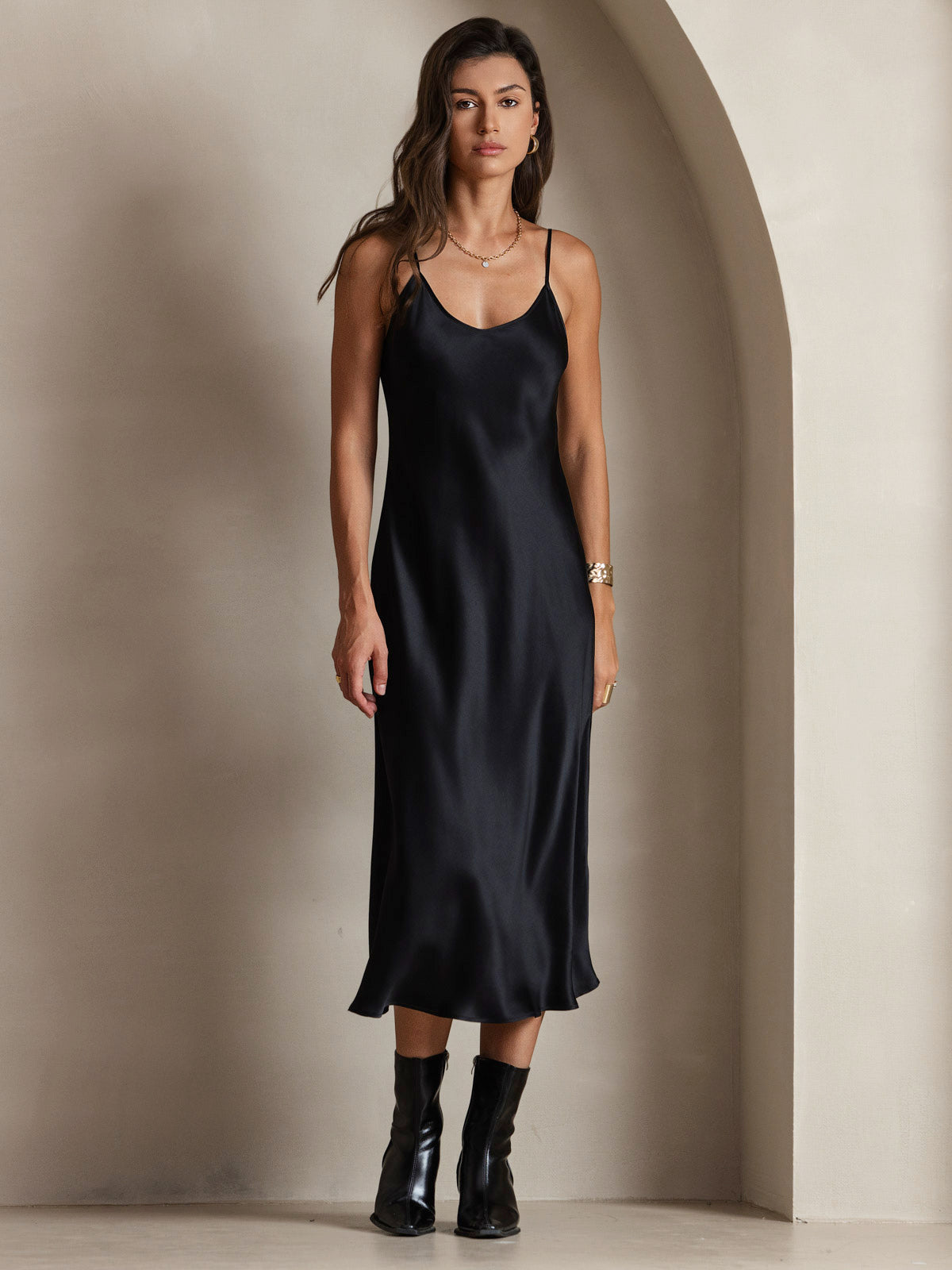 [Black] SilkSilky-UK Pure Silk Sleeveless Round Neck Dress 001