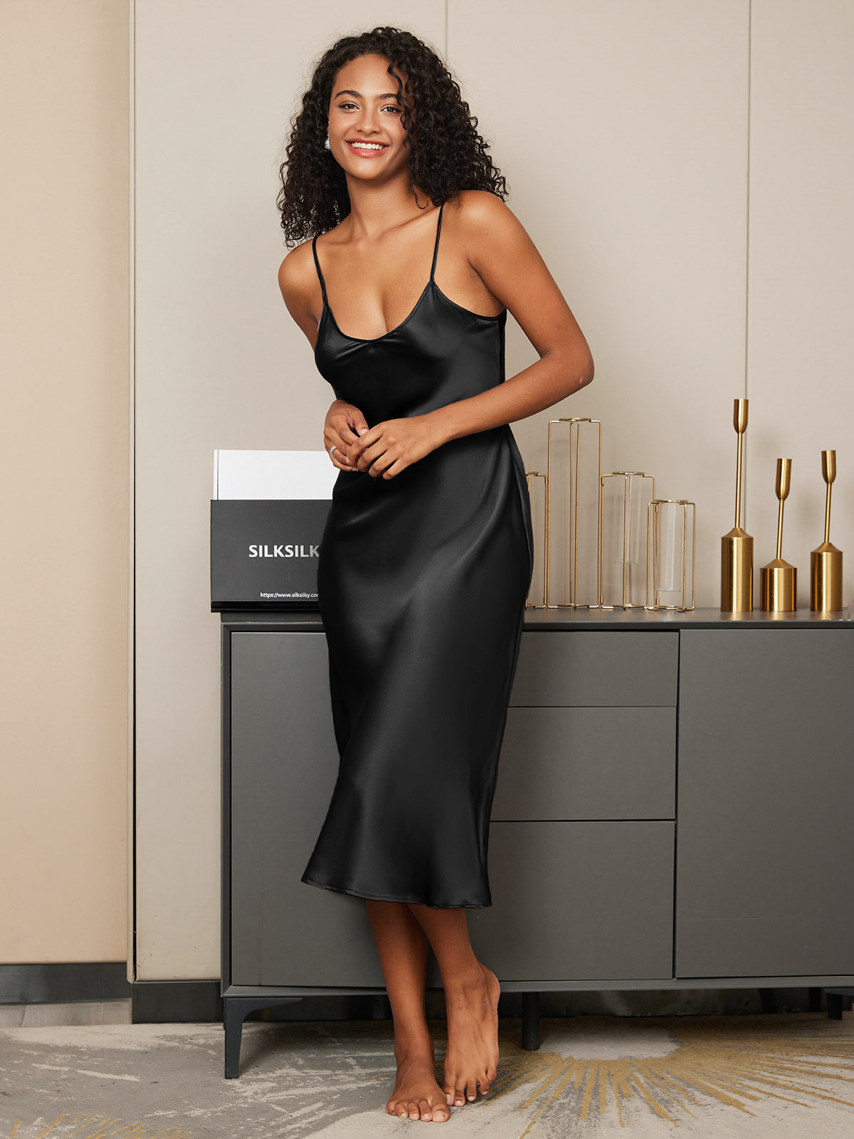 [Black] SilkSilky-UK Pure Silk Sleeveless Round Neck Nightdress 002