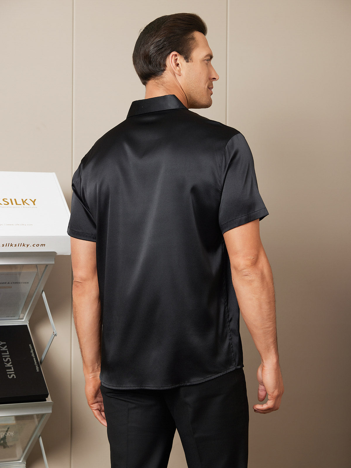 [Black] SilkSilky-UK Silk Short Sleeve Collar Men's Shirt 002