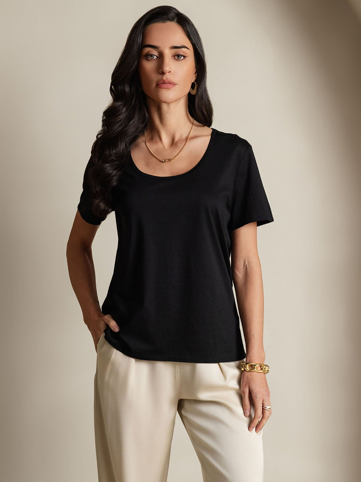[Black] SilkSilky-UK Silk Short Sleeve U Neck Women's T-Shirt 003