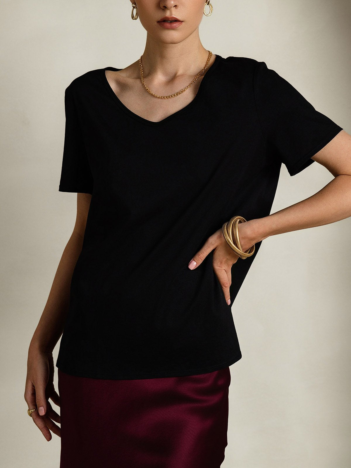 [Black] SilkSilky-UK Silk Short Sleeve V Neck Women's T-Shirt 003