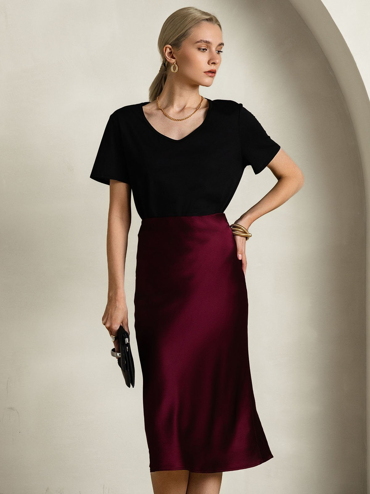 [Black] SilkSilky-UK Silk Short Sleeve V Neck Women's T-Shirt 006
