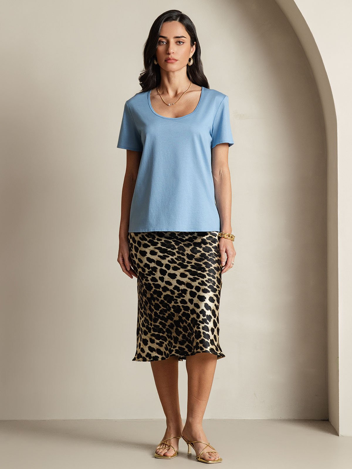 [Blue] SilkSilky-UK Silk Short Sleeve U Neck Women's T-Shirt 008