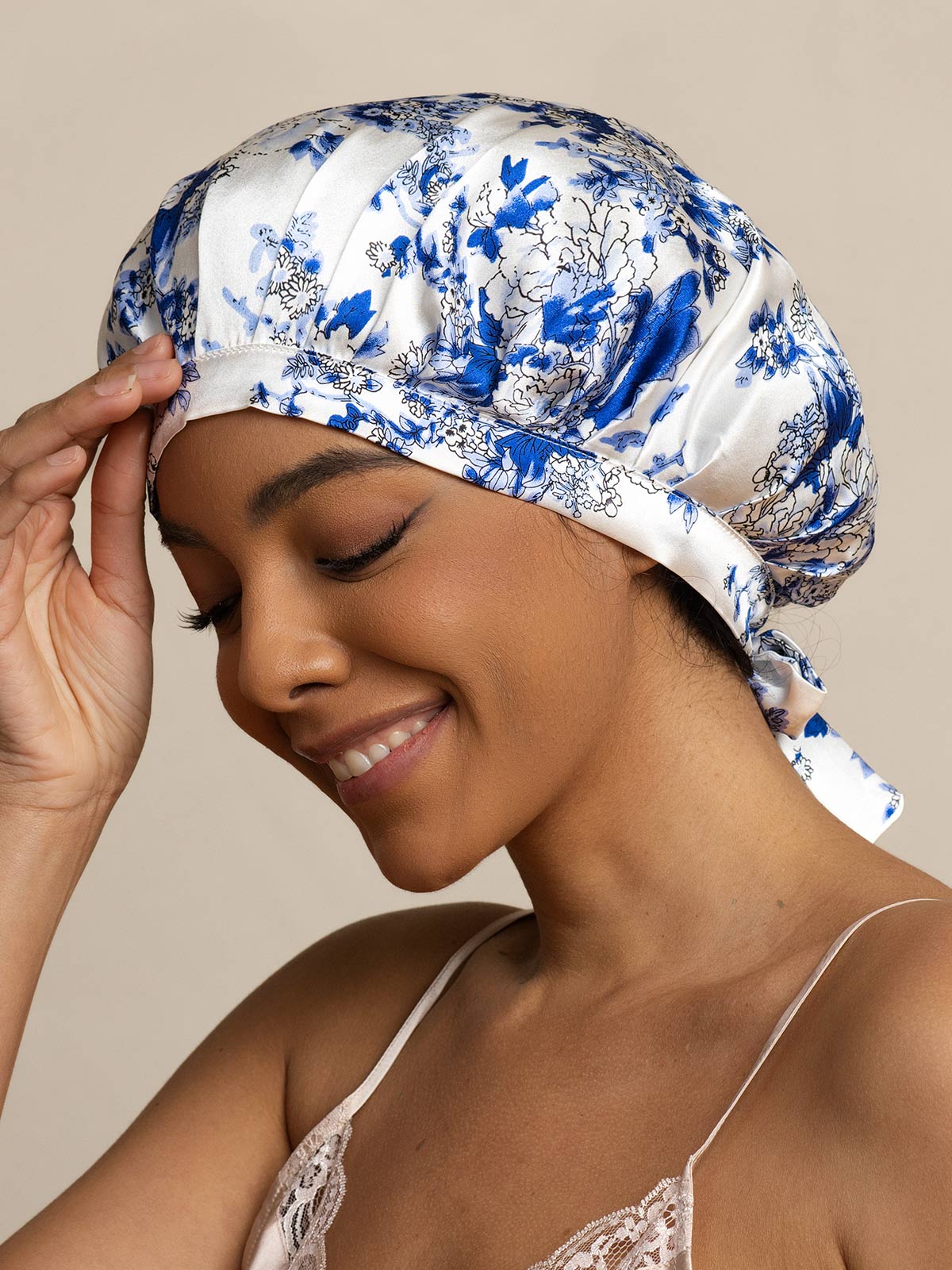 [Blue and White Porcelain] SilkSilky-UK Pure Silk Sleep Cap 003