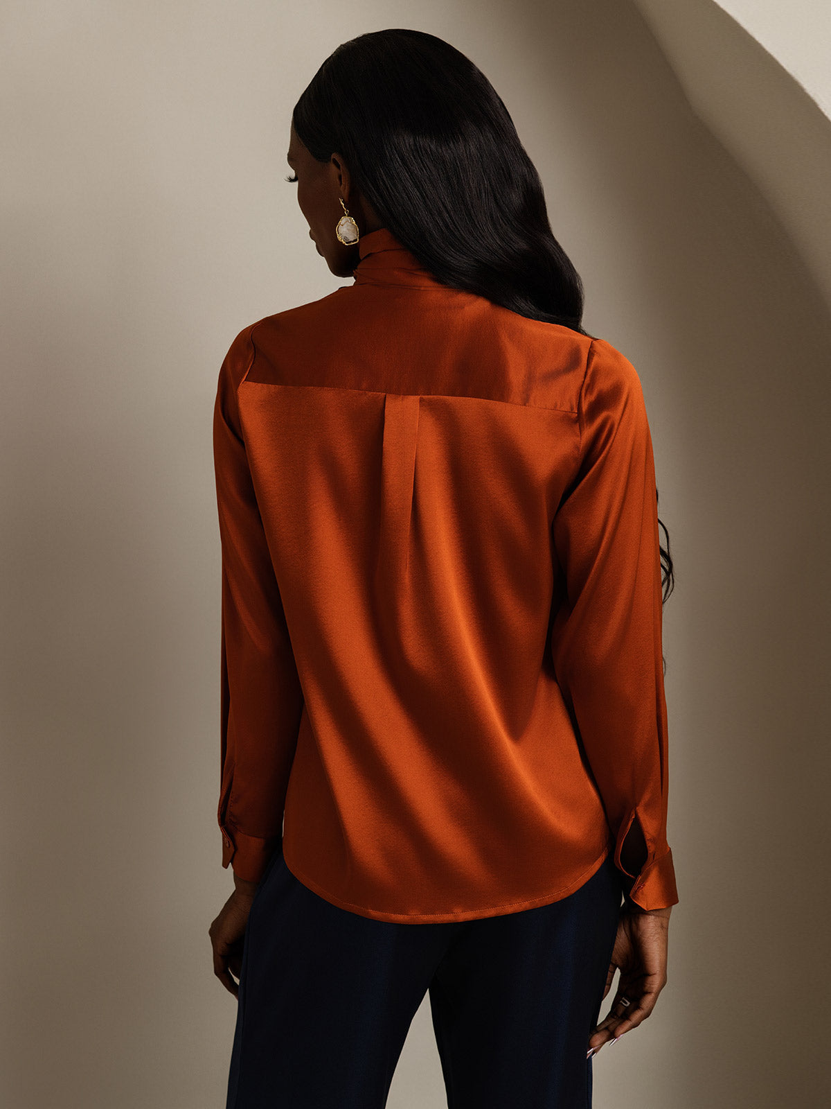 [Caramel] SilkSilky-UK 19Momme Silk Long Sleeve Tie Neck Blouse 002