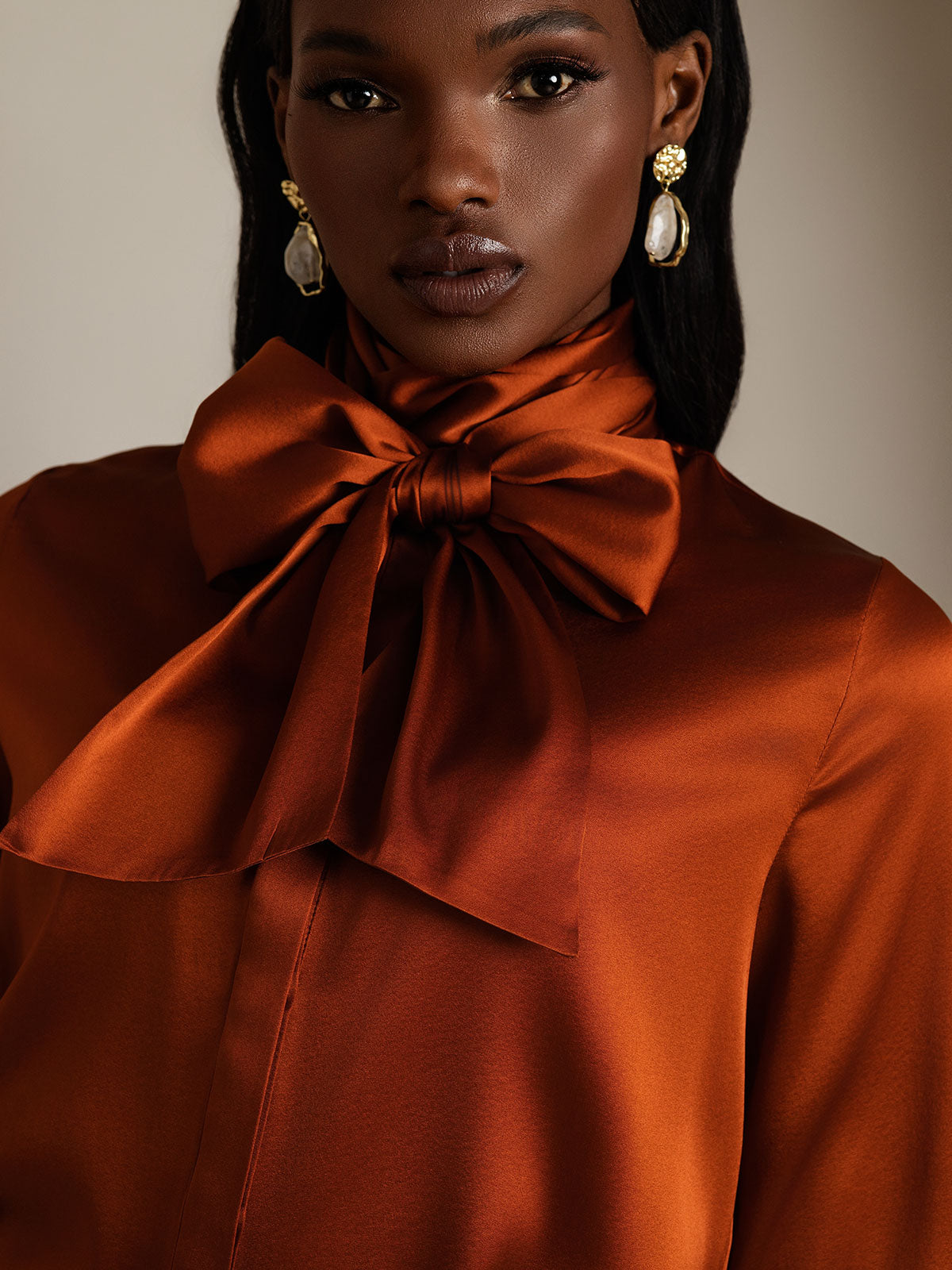 [Caramel] SilkSilky-UK 19Momme Silk Long Sleeve Tie Neck Blouse 010