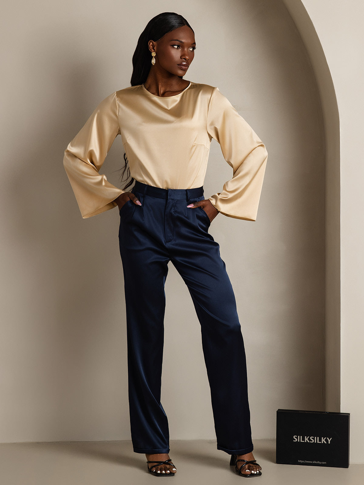 [Champagne] SilkSilky-UK 19Momme Silk Long Sleeve Round Neck Women's T-Shirt 005