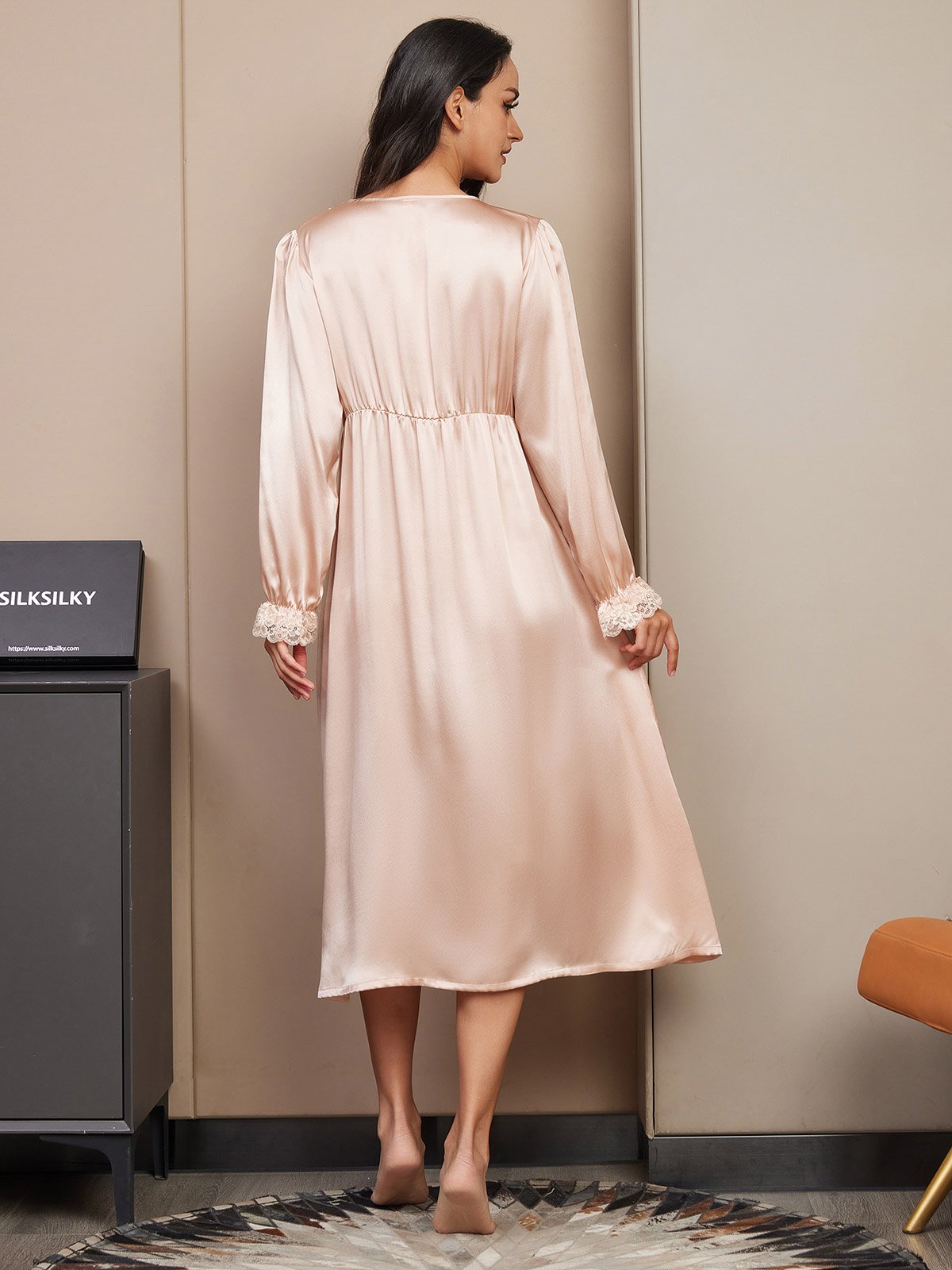 [Champagne] SilkSilky-UK Pure Silk Long Sleeve V Neck Nightdress 002