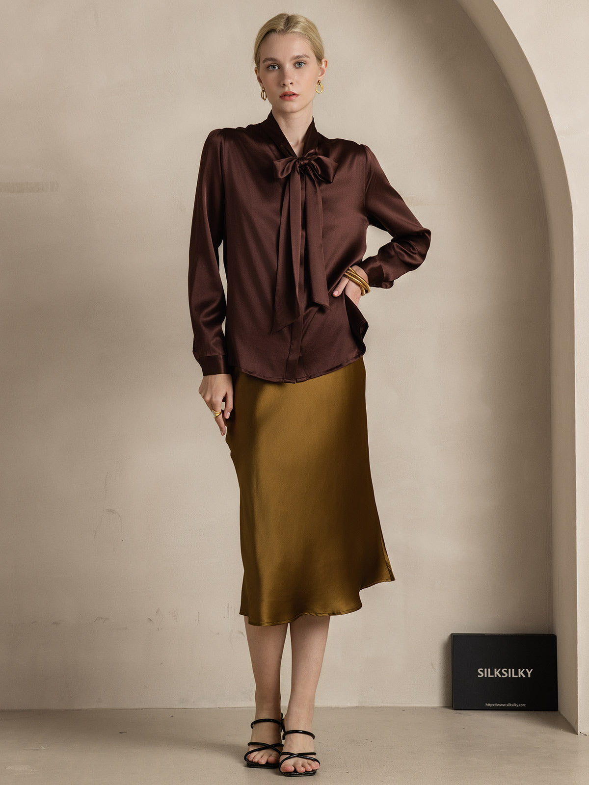 [Coffee] SilkSilky-UK 19Momme Silk Long Sleeve Tie Neck Women's Shirt 006