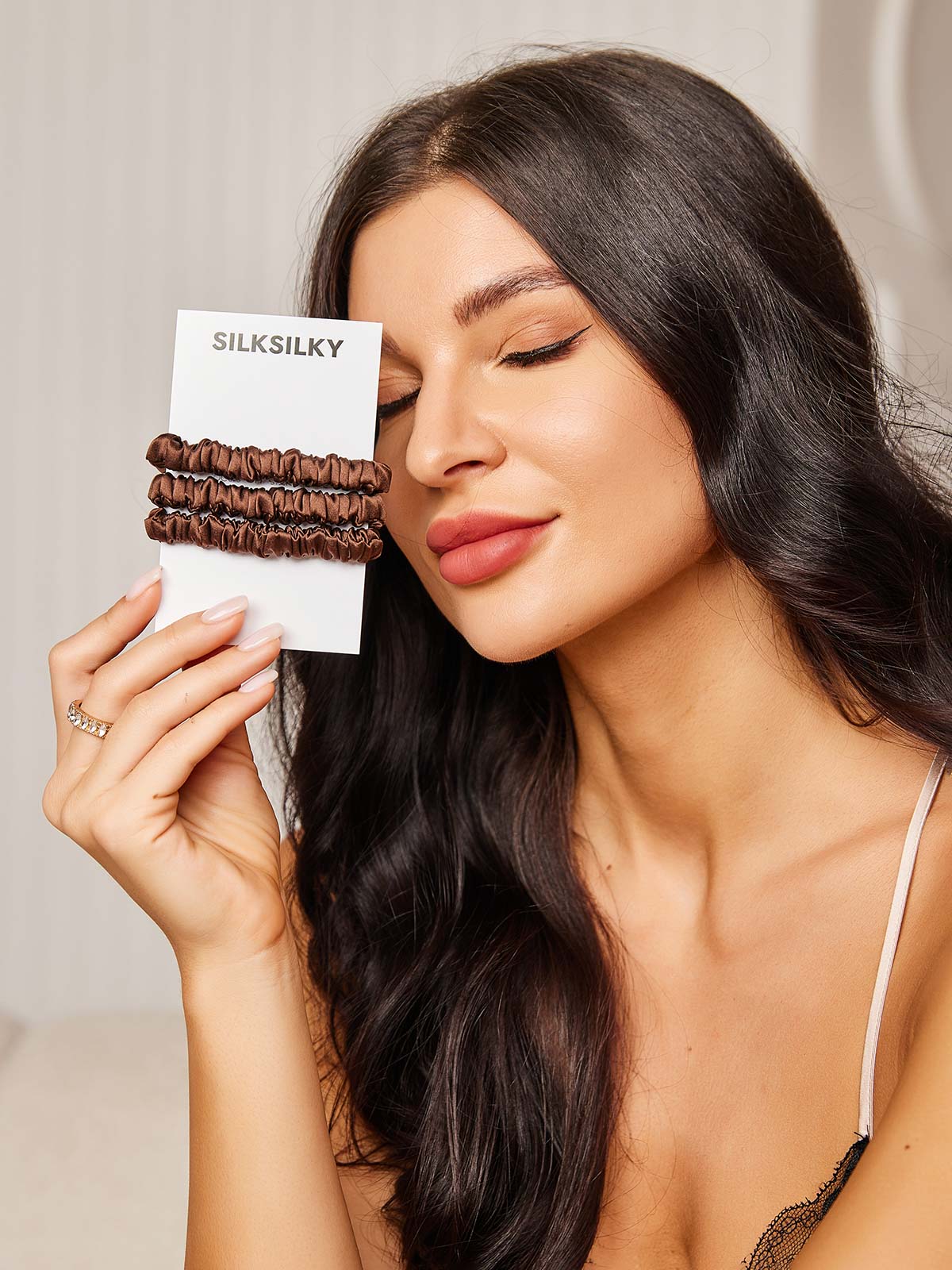 [Coffee] SilkSilky-UK Pure Silk Scrunchie 002