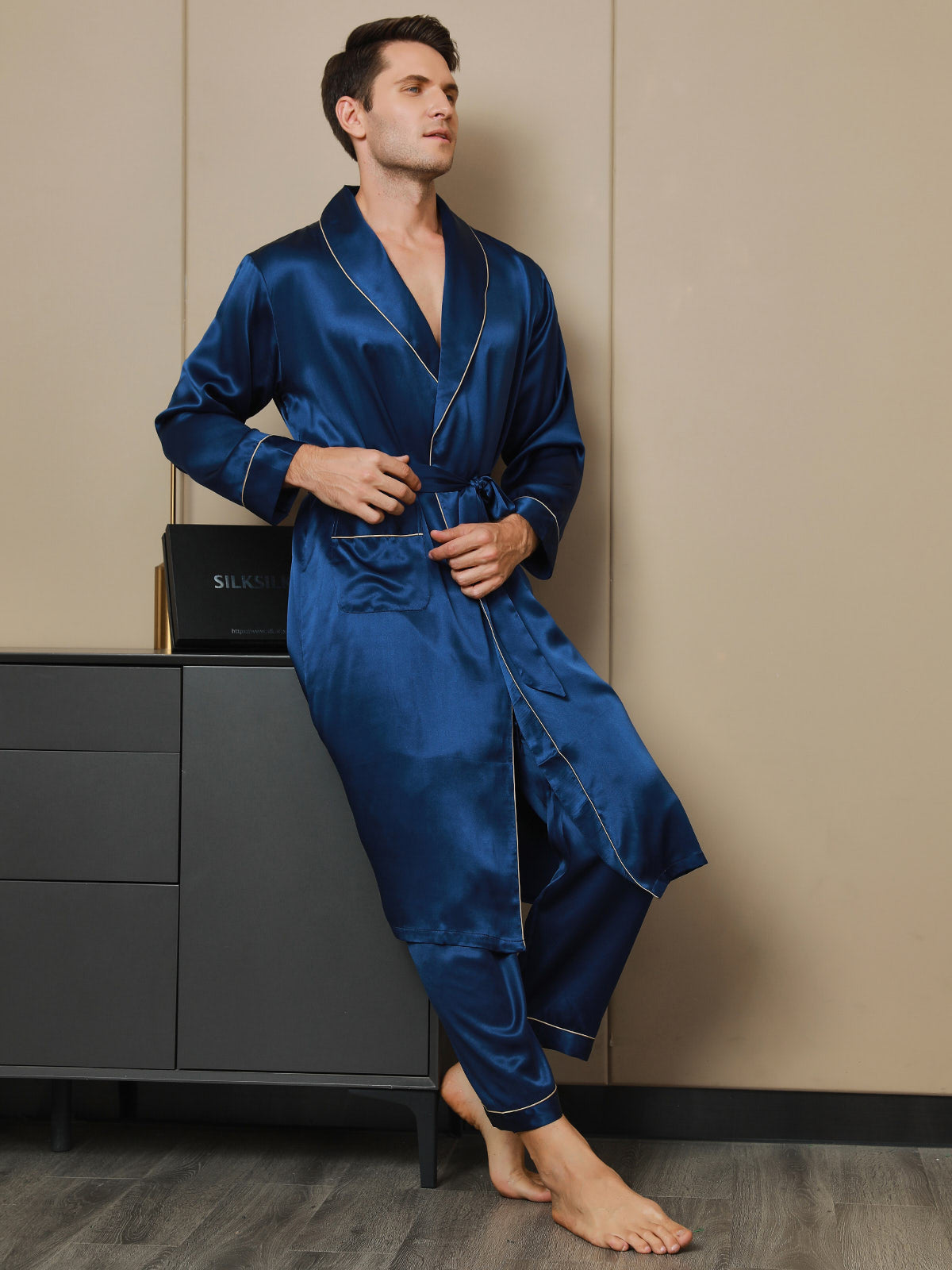 [Dark Blue] SilkSilky-UK 19Momme Pure Silk Long Sleeve Lapel Men's Dressing Gown 006