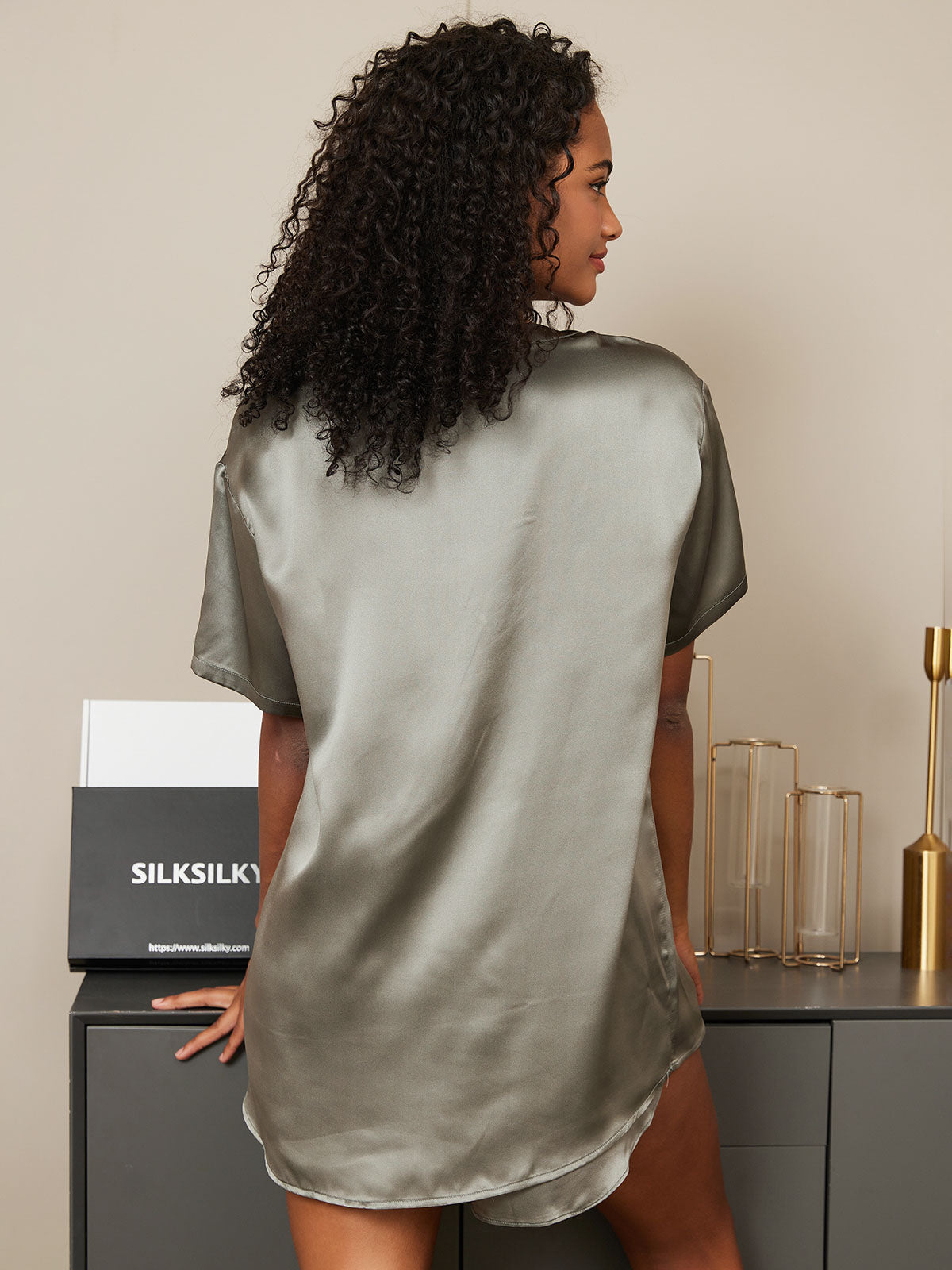 [Grayish Green] SilkSilky-UK Pure Silk Short Sleeve Round Neck Women's Pyjamas 002