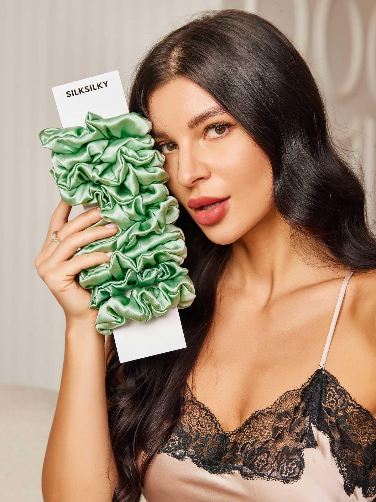 [Green] SilkSilky-UK 19Momme Pure Silk Scrunchie 002