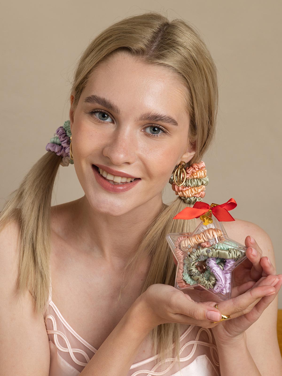 [Group3] SilkSilky-UK Pure Silk Scrunchie 001