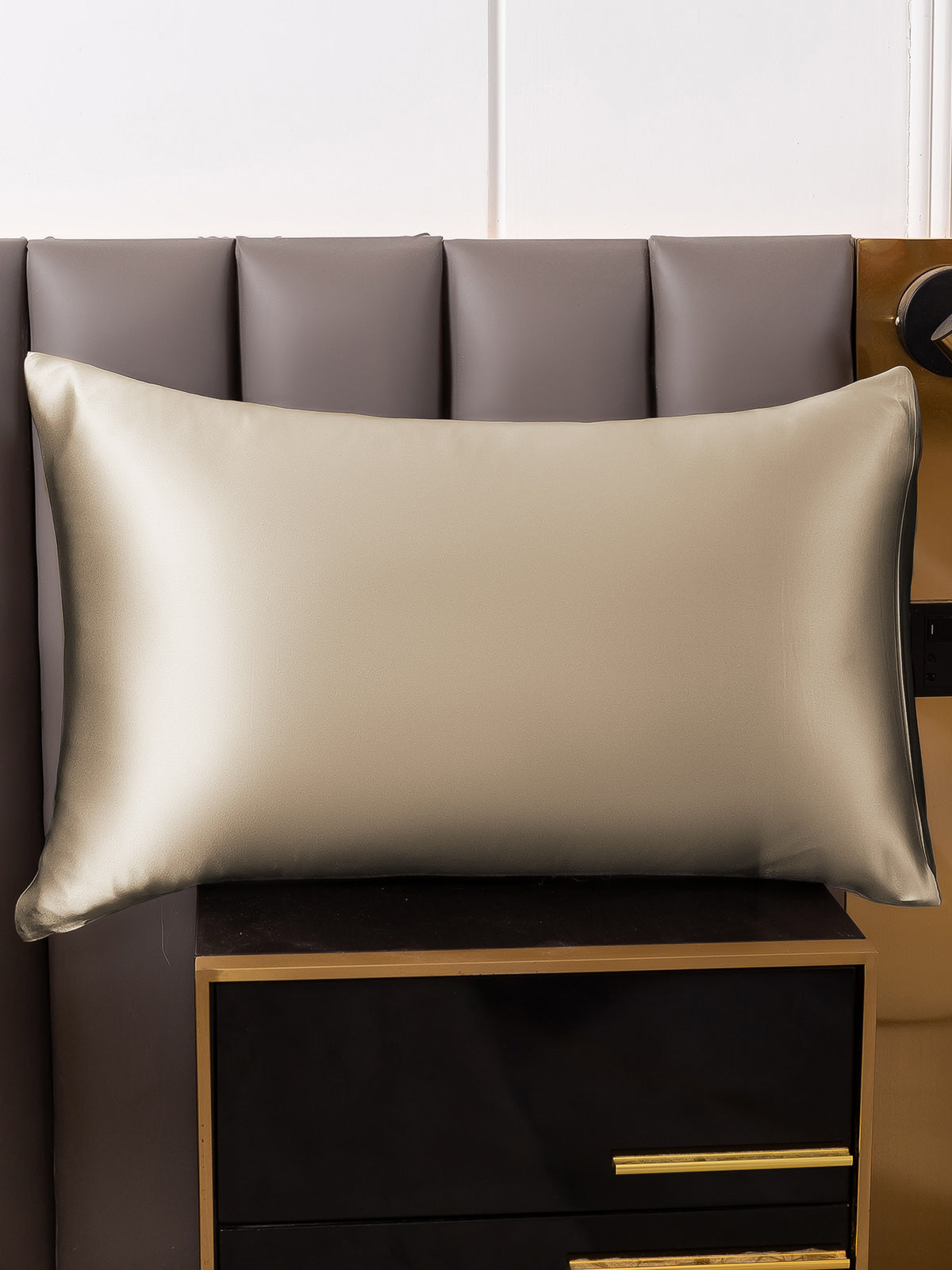 [Khaki] SilkSilky-UK 19Momme Pure Silk Pillowcase 001
