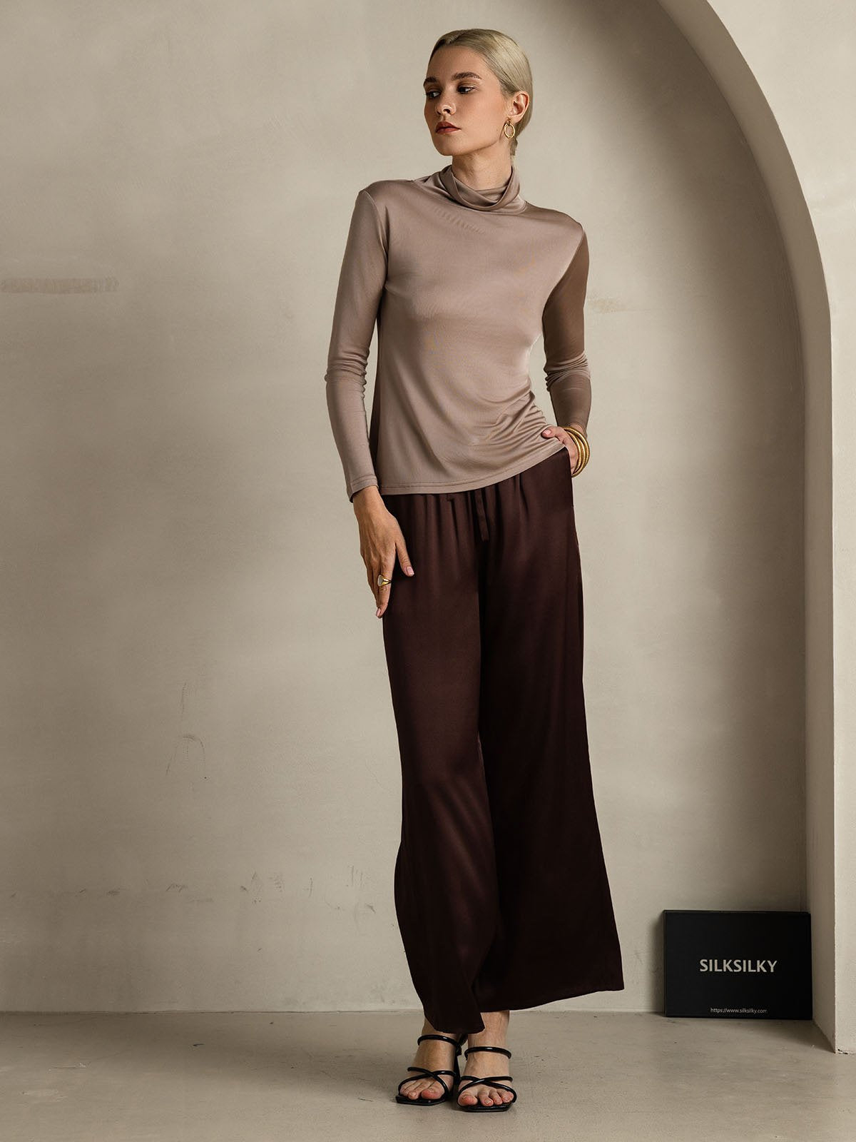 [Khaki] SilkSilky-UK Silk Long Sleeve Womens T-Shirt 006
