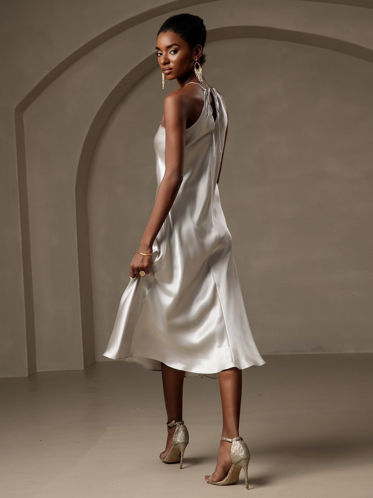 [Light Gray] SilkSilky-UK 19Momme Silk Sleeveless Dress 002