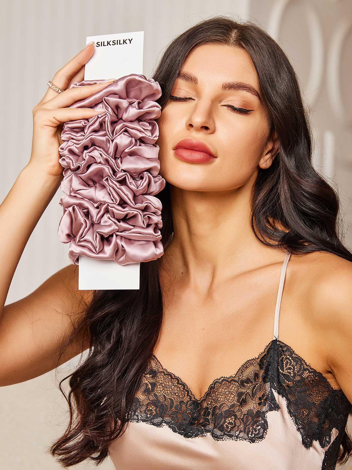 [Pale Mauve] SilkSilky-UK 19Momme Pure Silk Scrunchie 002