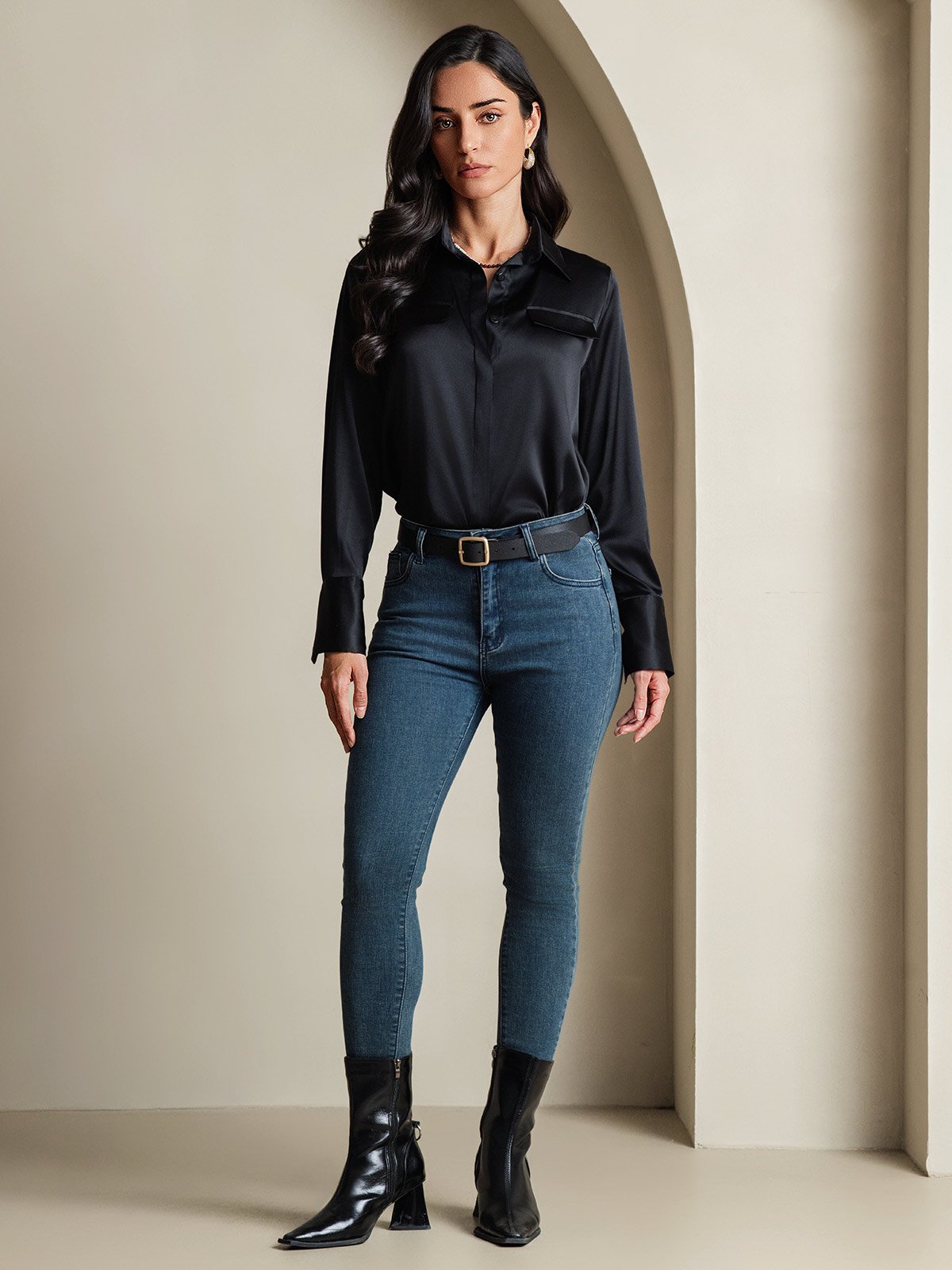 SilkSilky-UK 19Momme Silk Long Sleeve Collar Women's Shirt Black 001