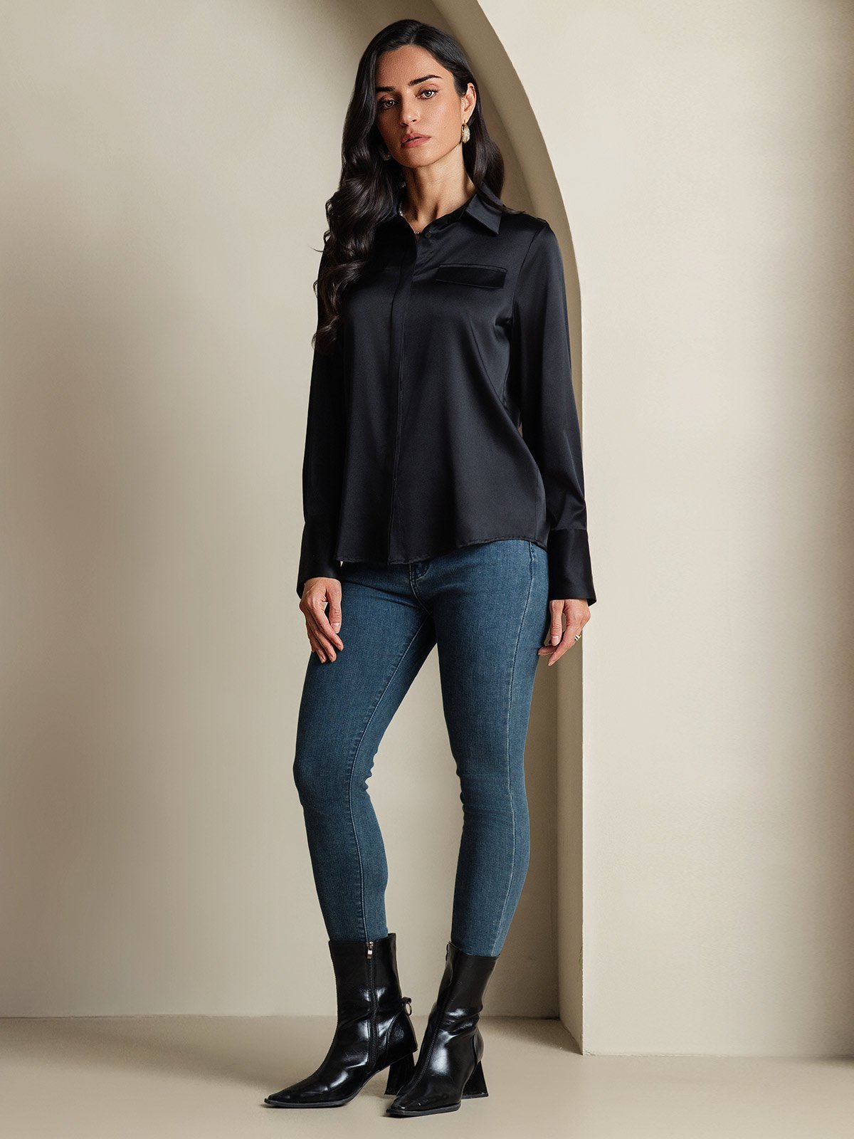 SilkSilky-UK 19Momme Silk Long Sleeve Collar Women's Shirt Black 008