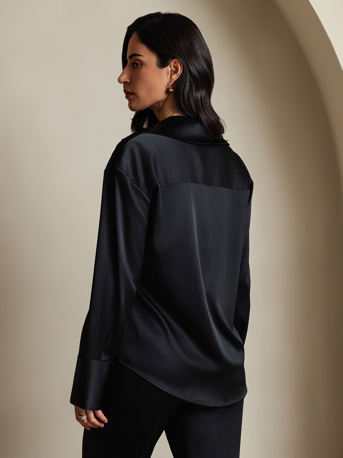 SilkSilky-UK 19Momme Silk Long Sleeve Lapel Women's Shirt Black 002