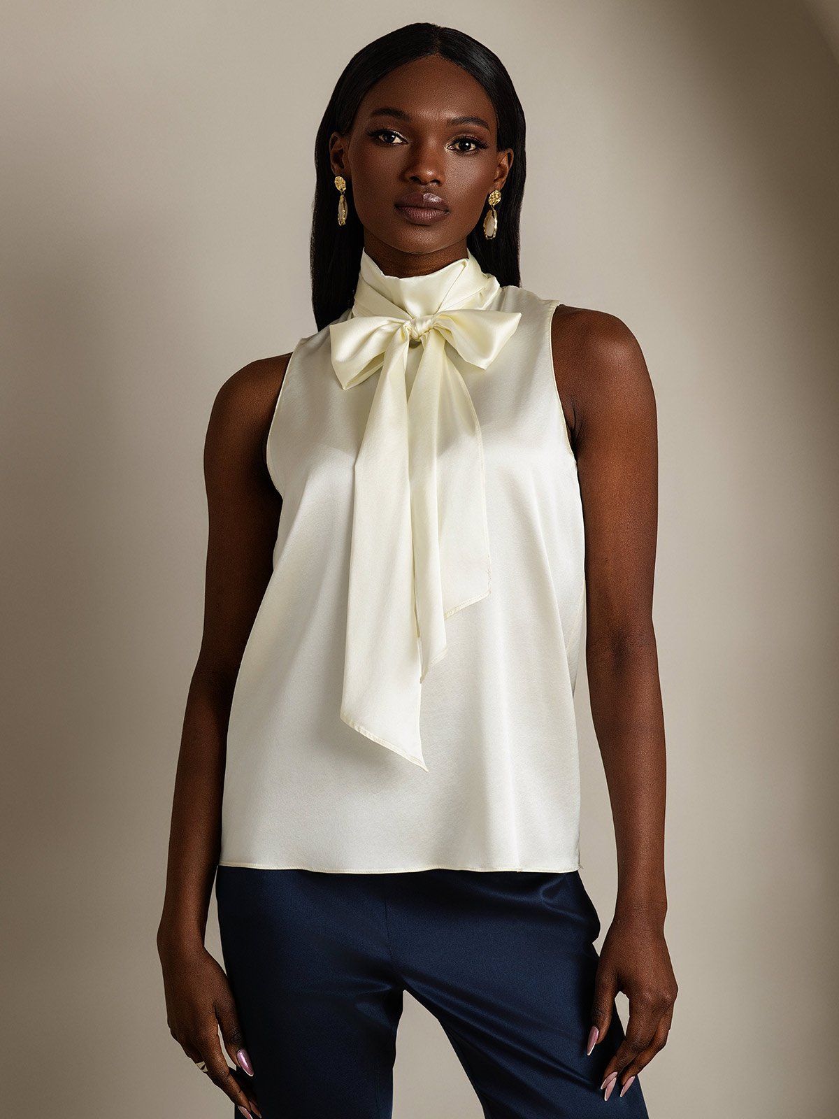 SilkSilky-UK 19Momme Silk Tie Neck Women's Shirt Ivory 001