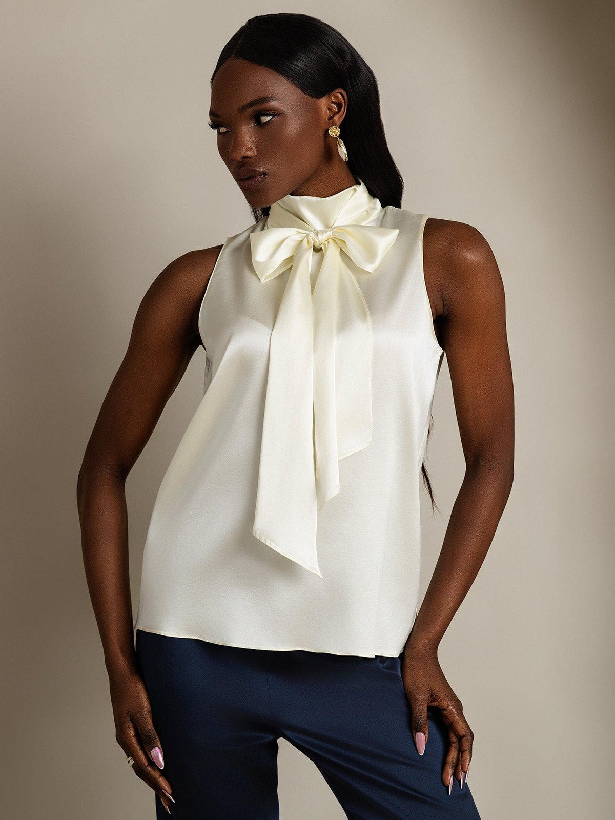 SilkSilky-UK 19Momme Silk Tie Neck Women's Shirt Ivory 003
