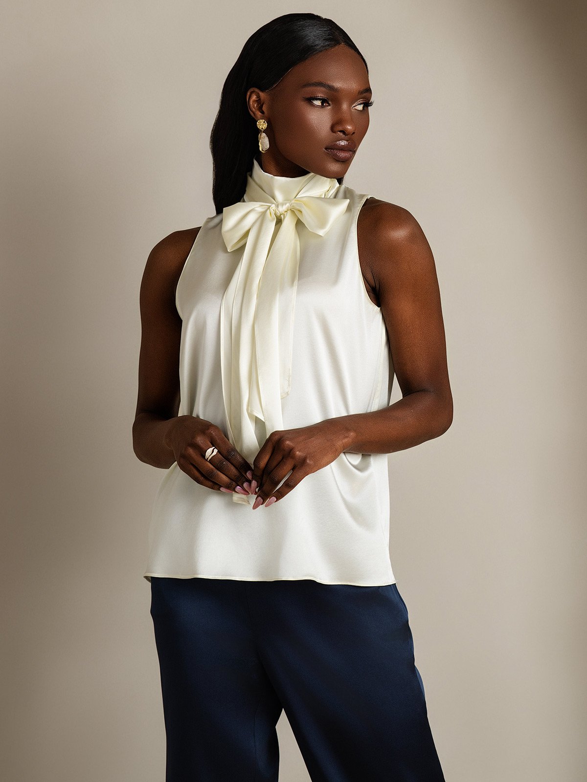 SilkSilky-UK 19Momme Silk Tie Neck Women's Shirt Ivory 005