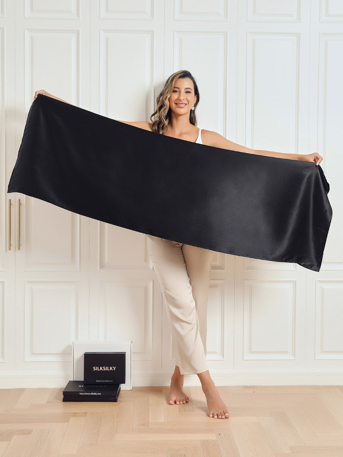 SilkSilky-UK Pure Silk Scarf Black 002