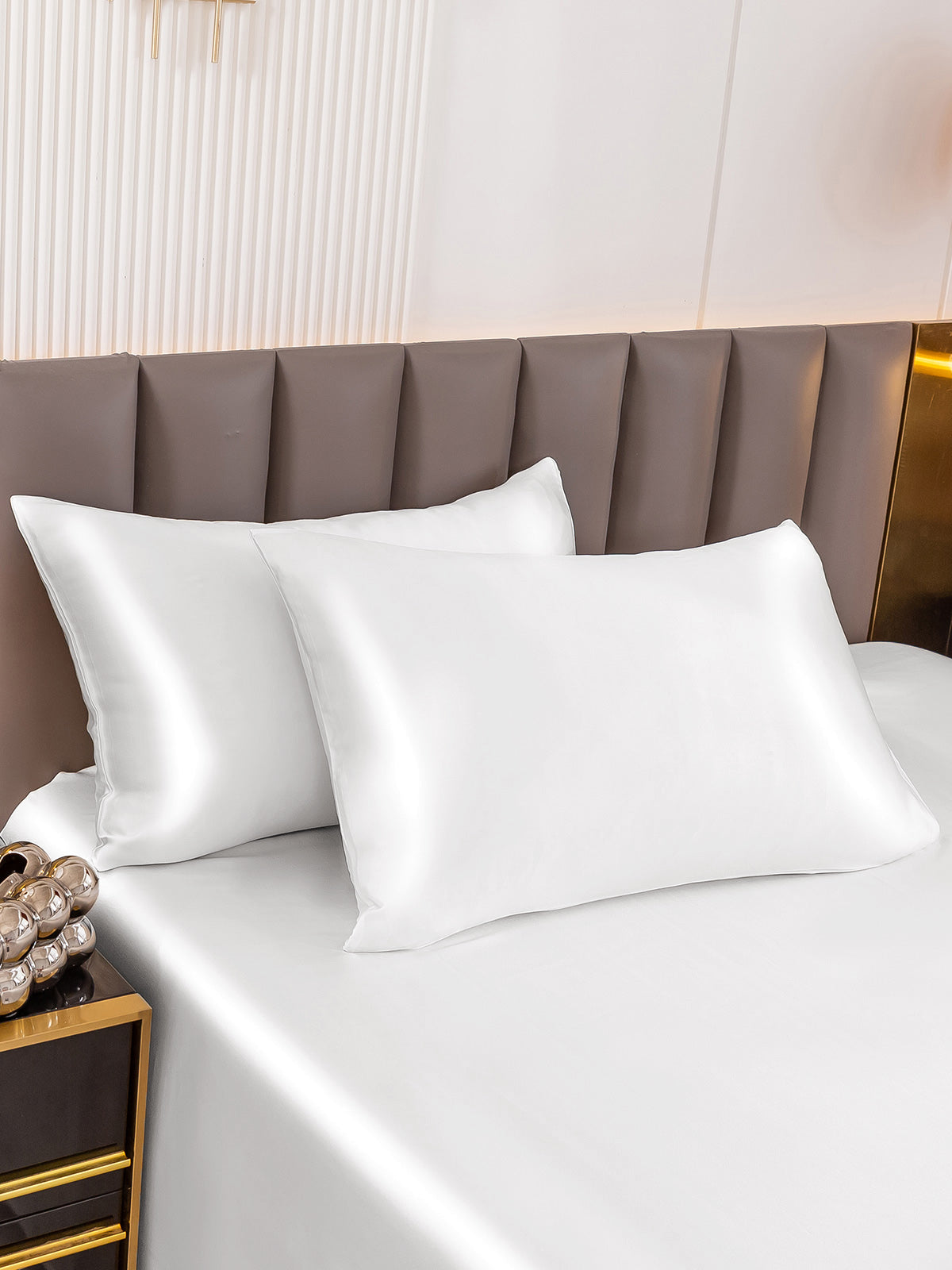 [White] SilkSilky-UK 19Momme Pure Silk Pillowcase 001