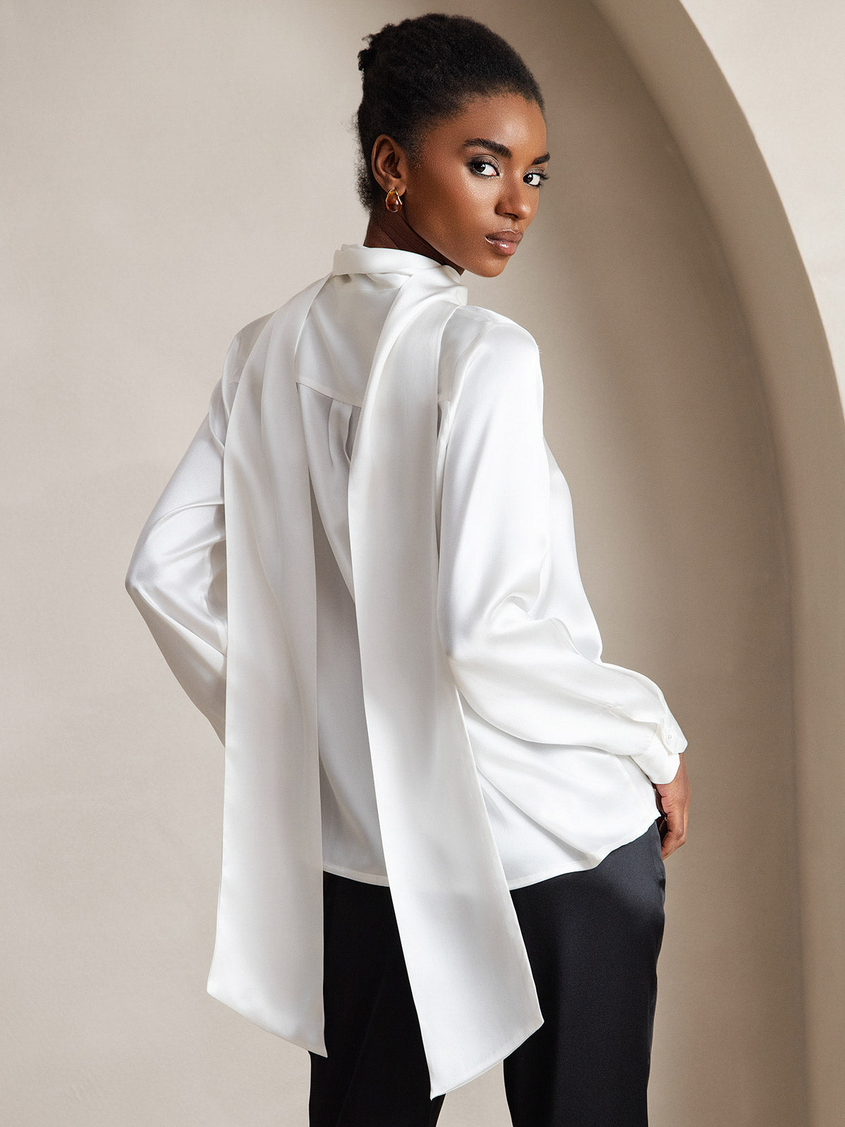 [White] SilkSilky-UK 19Momme Silk Long Sleeve Tie Neck Women's Shirt 002