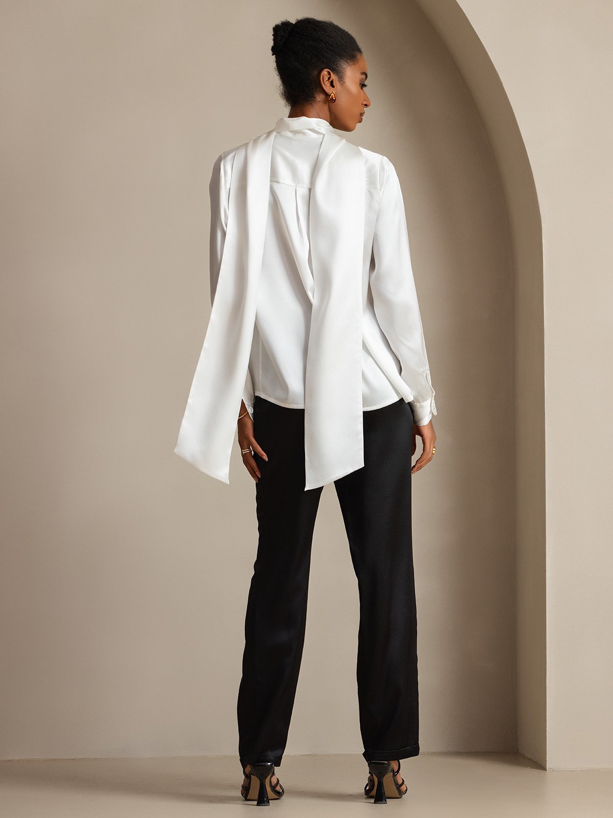 [White] SilkSilky-UK 19Momme Silk Long Sleeve Tie Neck Women's Shirt 002