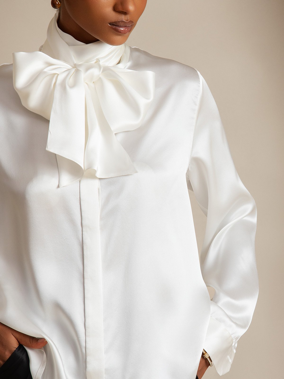 [White] SilkSilky-UK 19Momme Silk Long Sleeve Tie Neck Women's Shirt 003