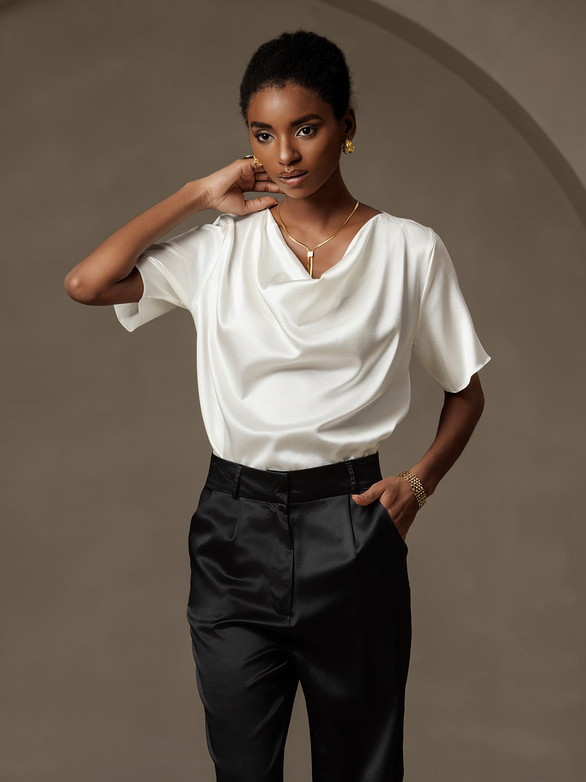 [White] SilkSilky-UK 19Momme Silk Short Sleeve Cowl Neck Women's T-Shirt 005
