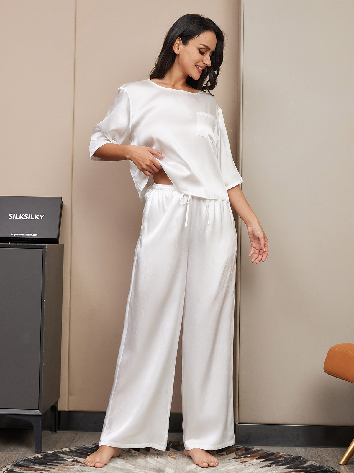 [White] SilkSilky-UK Pure Silk Round Neck Women's Pyjamas 006
