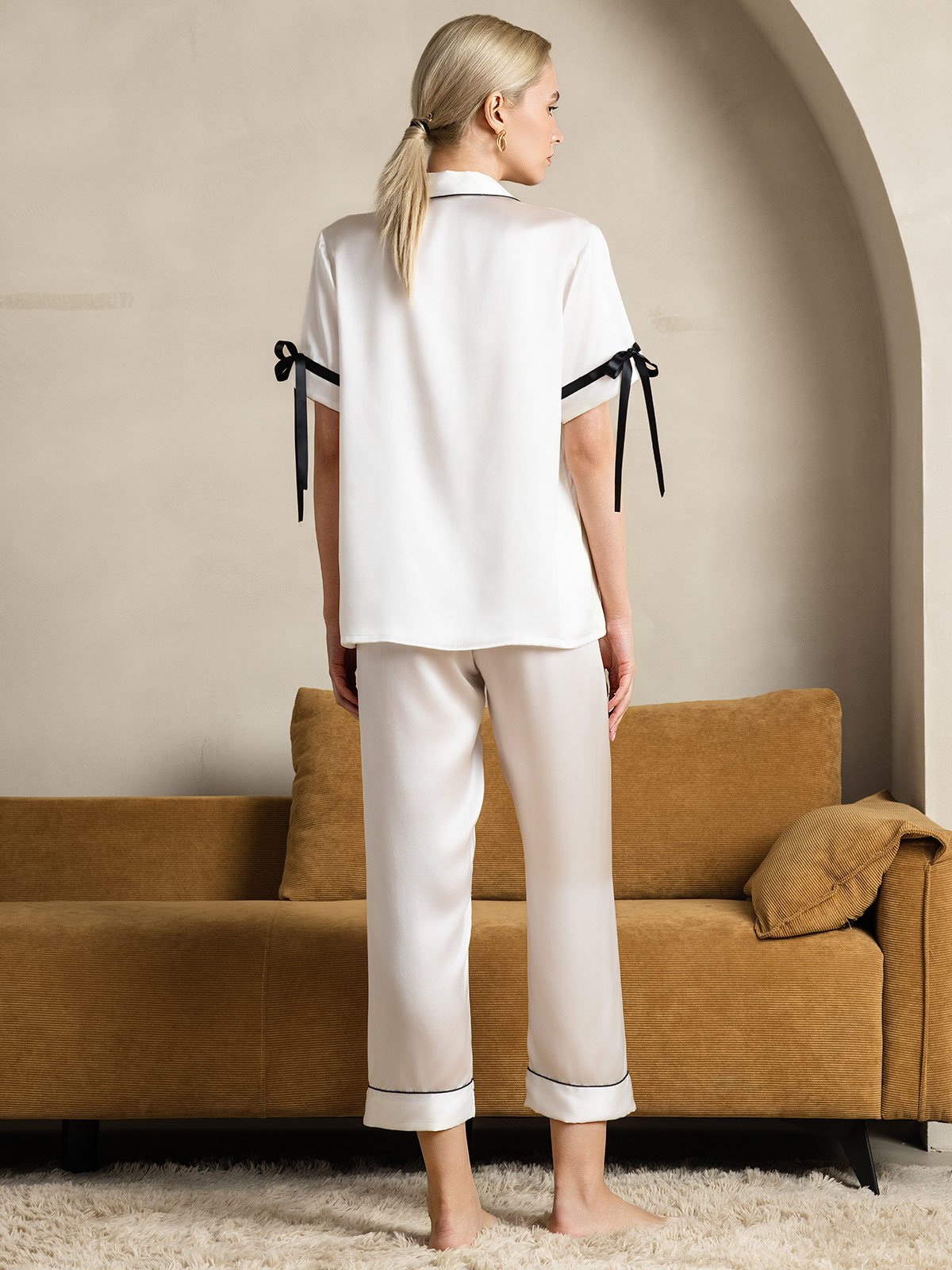 [White] SilkSilky-UK Pure Silk Short Sleeve Lapel Women's Pyjamas 002