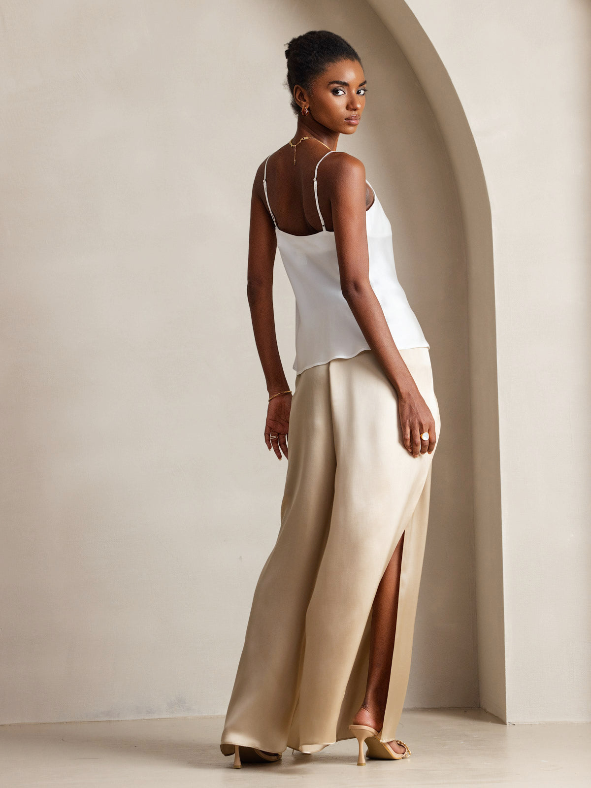 [White] SilkSilky-UK Pure Silk V Neck Camisole 002