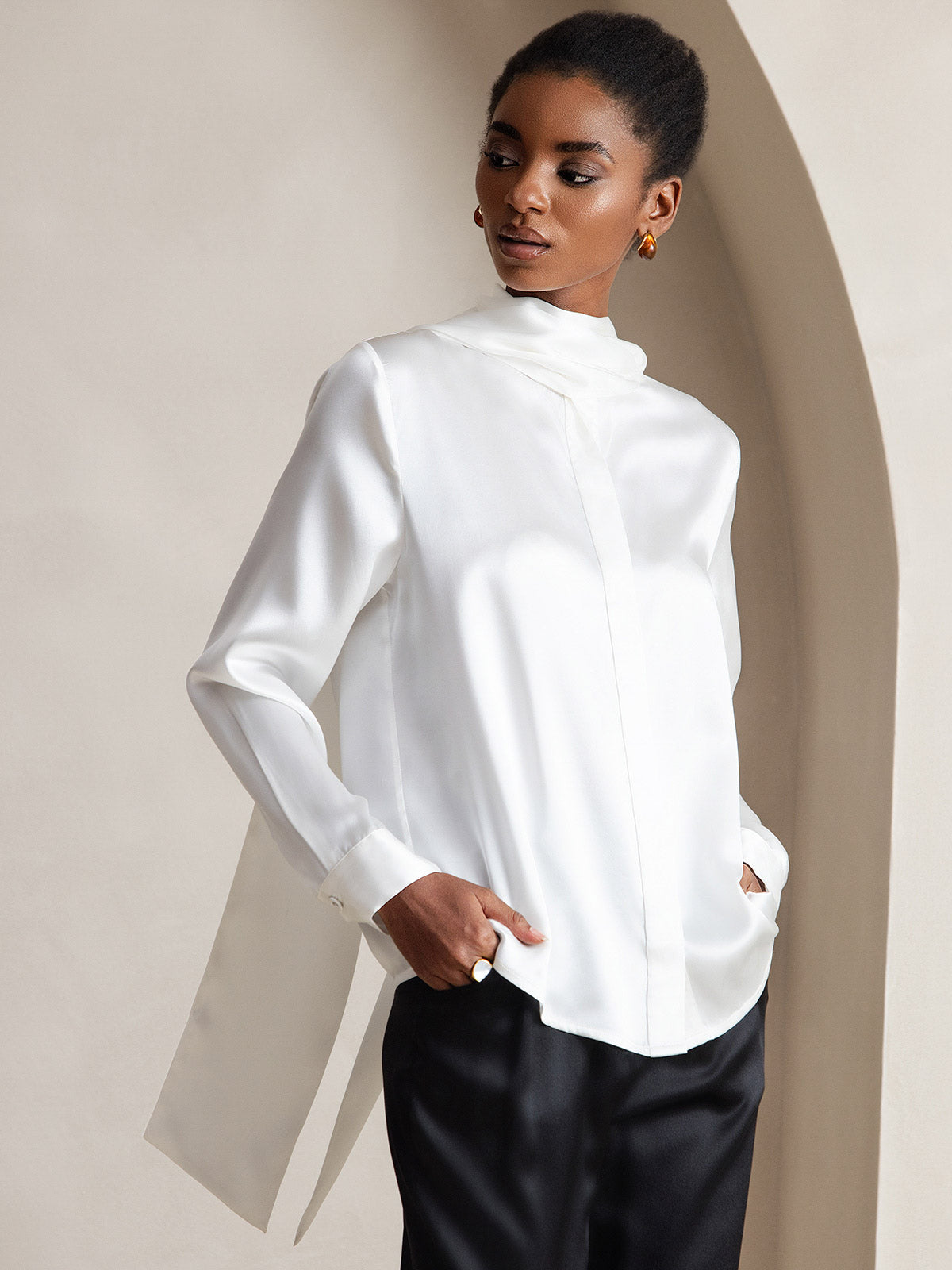 [White] SilkSilky-UK 19Momme Silk Long Sleeve Tie Neck Blouse 006